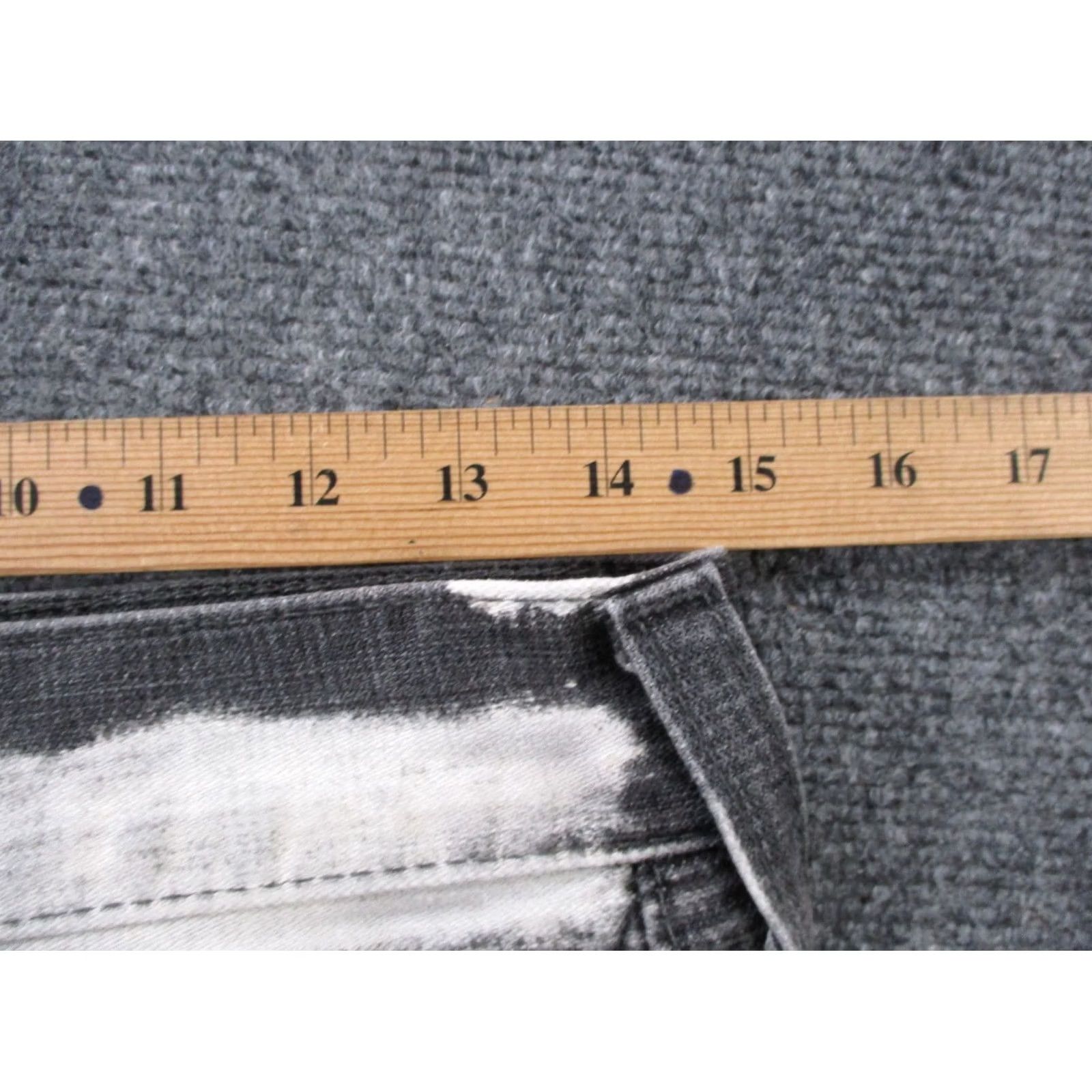 True Religion True Religion Jeans Mens 30 Gray White Paint Splatter Denim Ricky USA Made Jeans Color Gray Regular Fit Mens 30 Size US 29 - 6 Thumbnail