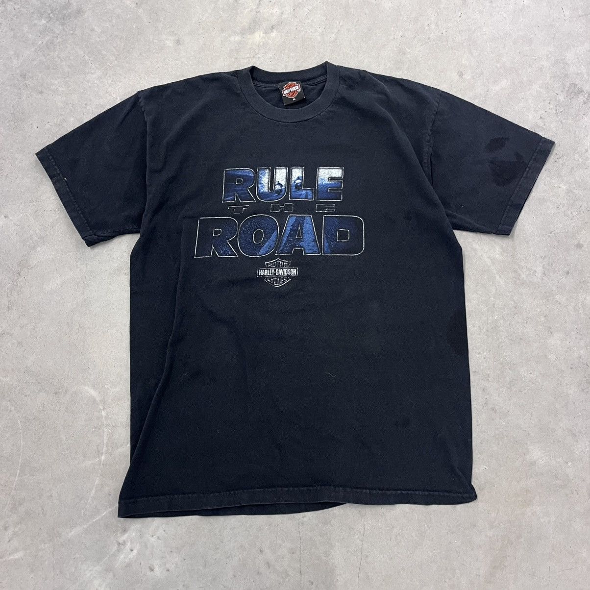 Harley Davidson × Vintage Vintage Harley Davidson "Rule the Road" XL black T shirt Y2K Size US XL / EU 56 / 4 - 1 Thumbnail