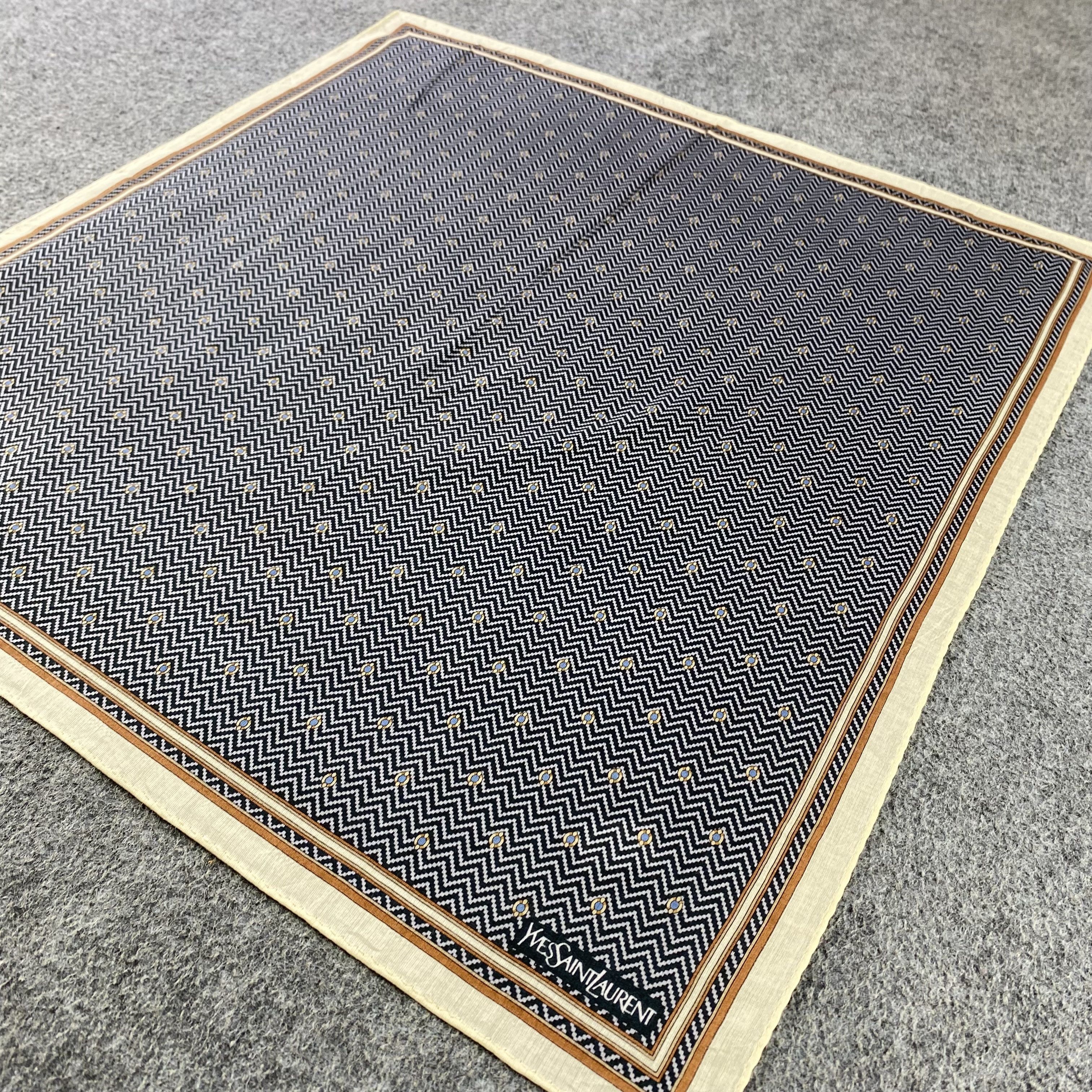 Vintage × Yves Saint Laurent Yves Saint Laurent Handkerchief/Neckerchief/Bandana HC813 Size ONE SIZE - 2 Thumbnail