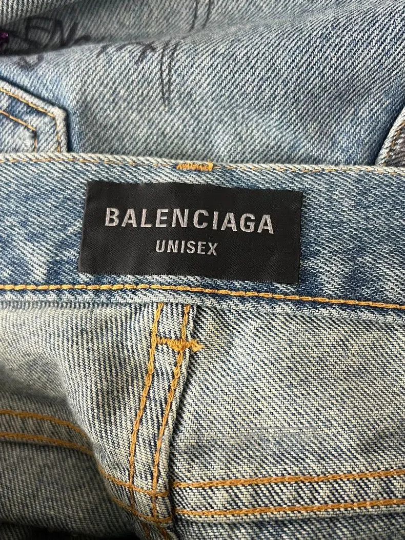 Balenciaga Balenciaga 22FW Crystal Graffiti Ripped Jeans. Size US 26 / EU 42 - 4 Thumbnail