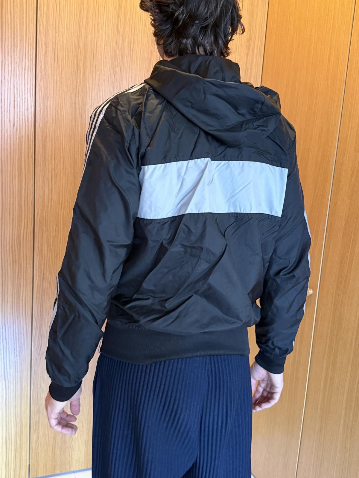 Adidas Adidas Men's Black and Gray Windbreaker Jacket with Hood Size US M / EU 48-50 / 2 - 5 Thumbnail