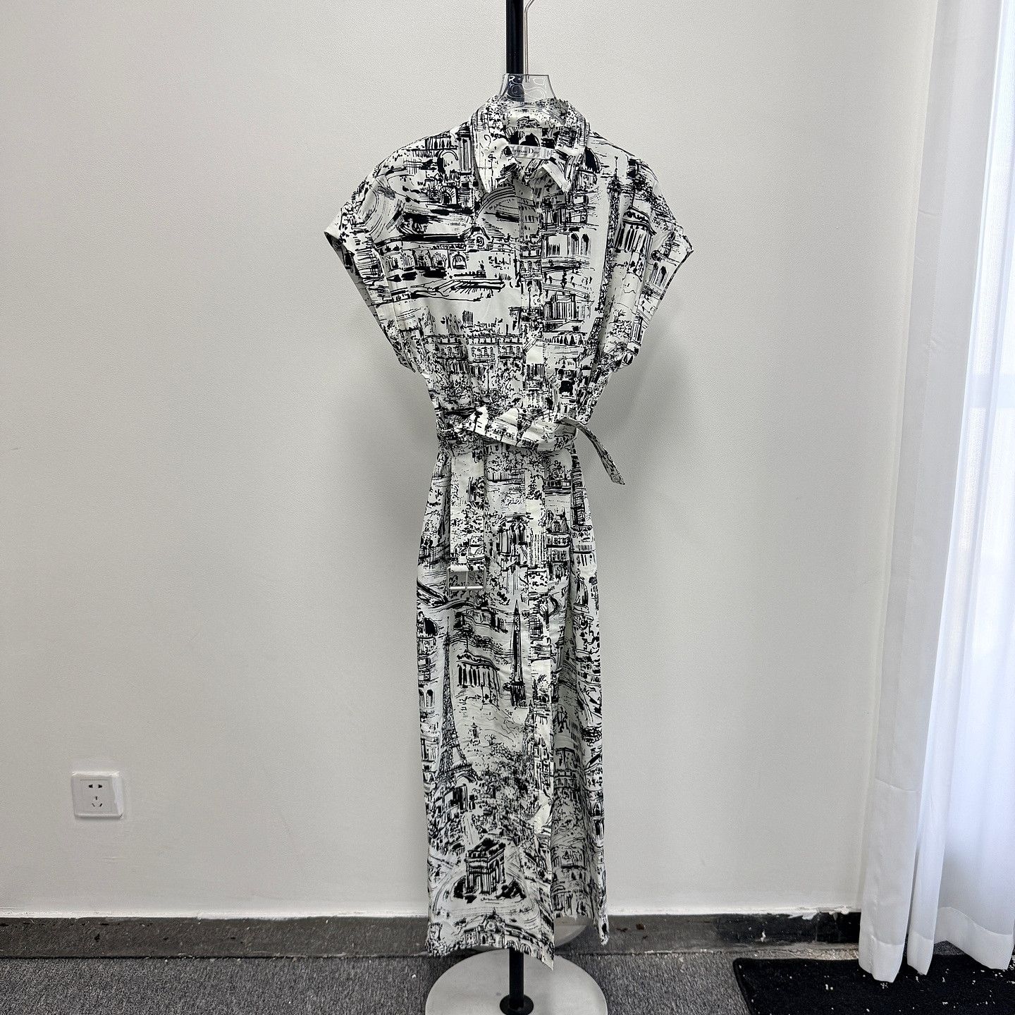 Dior Dior Toile de Jouy Shirt Dress Size 36 Size XS / US 0-2 / IT 36-38 - 1 Thumbnail