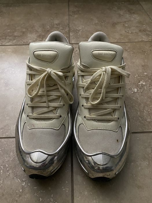 Adidas ozweego raf simons cream white silver on sale metallic