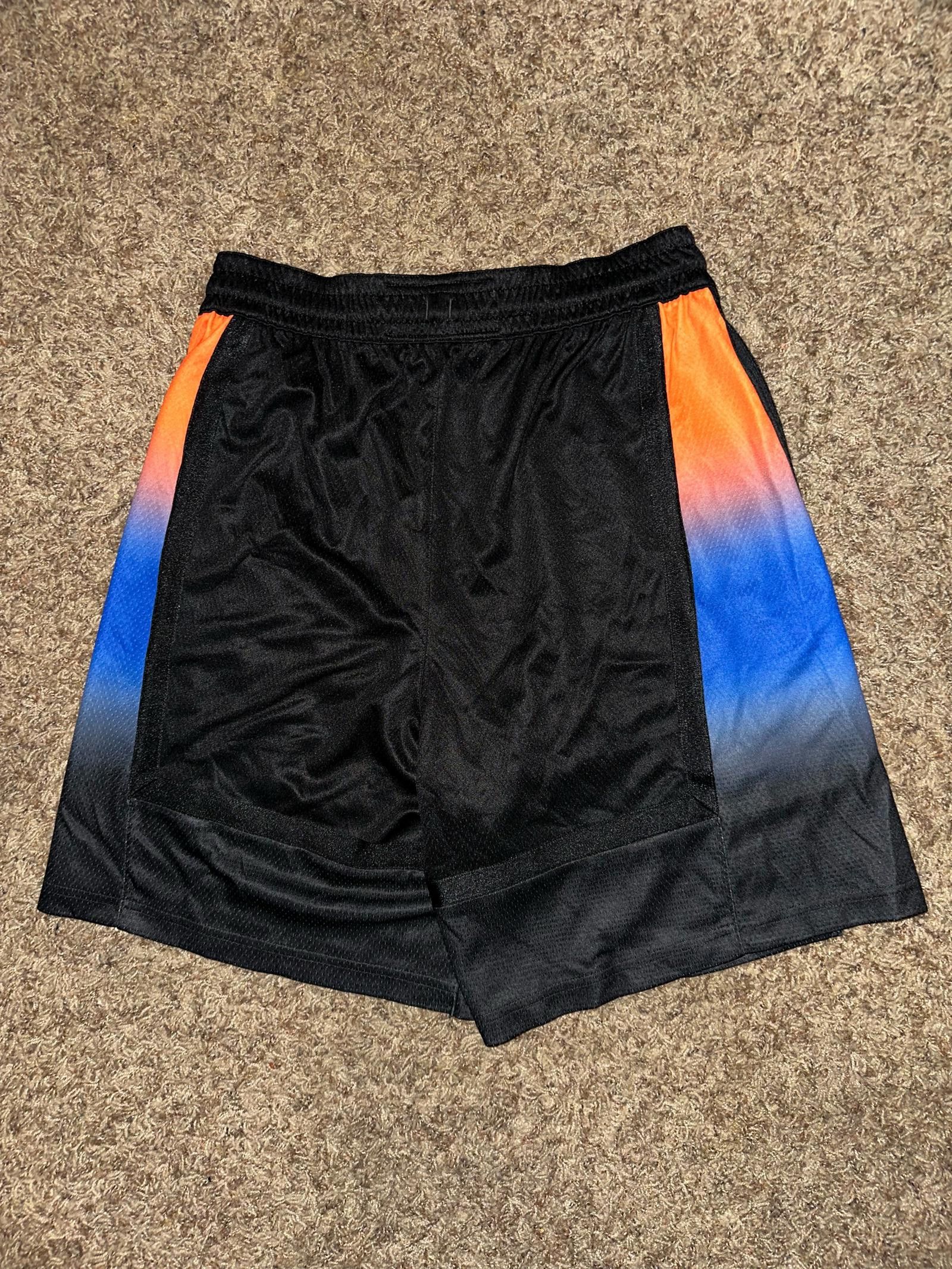 Nike Nike Men’s NBA New York Knicks Swingman Short Sample Size US 34 / EU 50 - 5 Thumbnail