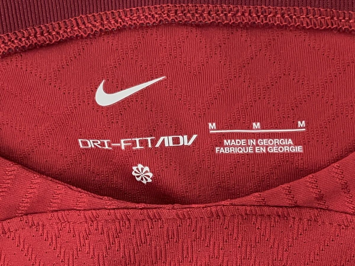 Nike Nike Liverpool Home Jersey player issue 22/23 M Size US M / EU 48-50 / 2 - 3 Thumbnail