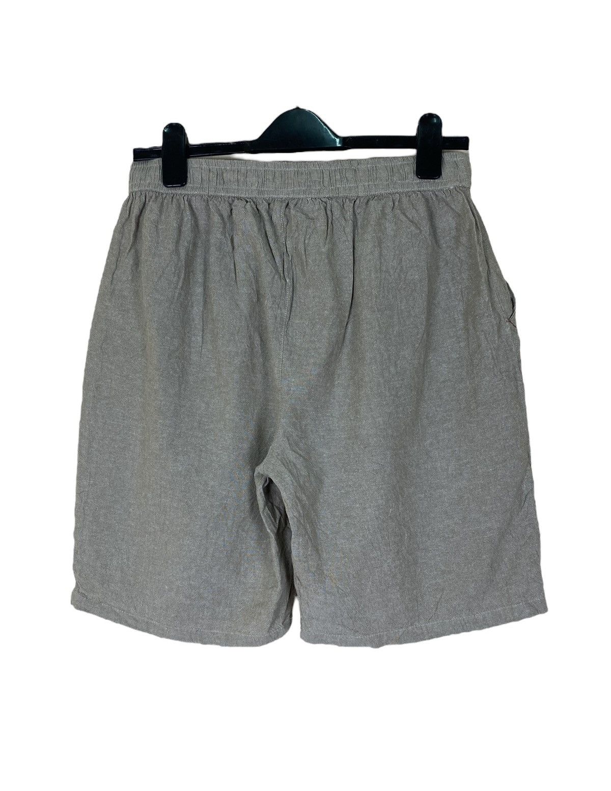 GU × Japanese Brand Japanese Brand Pineapple Material Inspired Short Pants Size US 28 / EU 44 - 5 Thumbnail