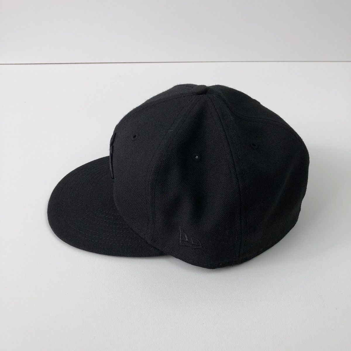 New Era × New York Yankees × Vintage New Era NY Yankees New York Vintage Wool Snapback Cap Black Size ONE SIZE - 3 Thumbnail
