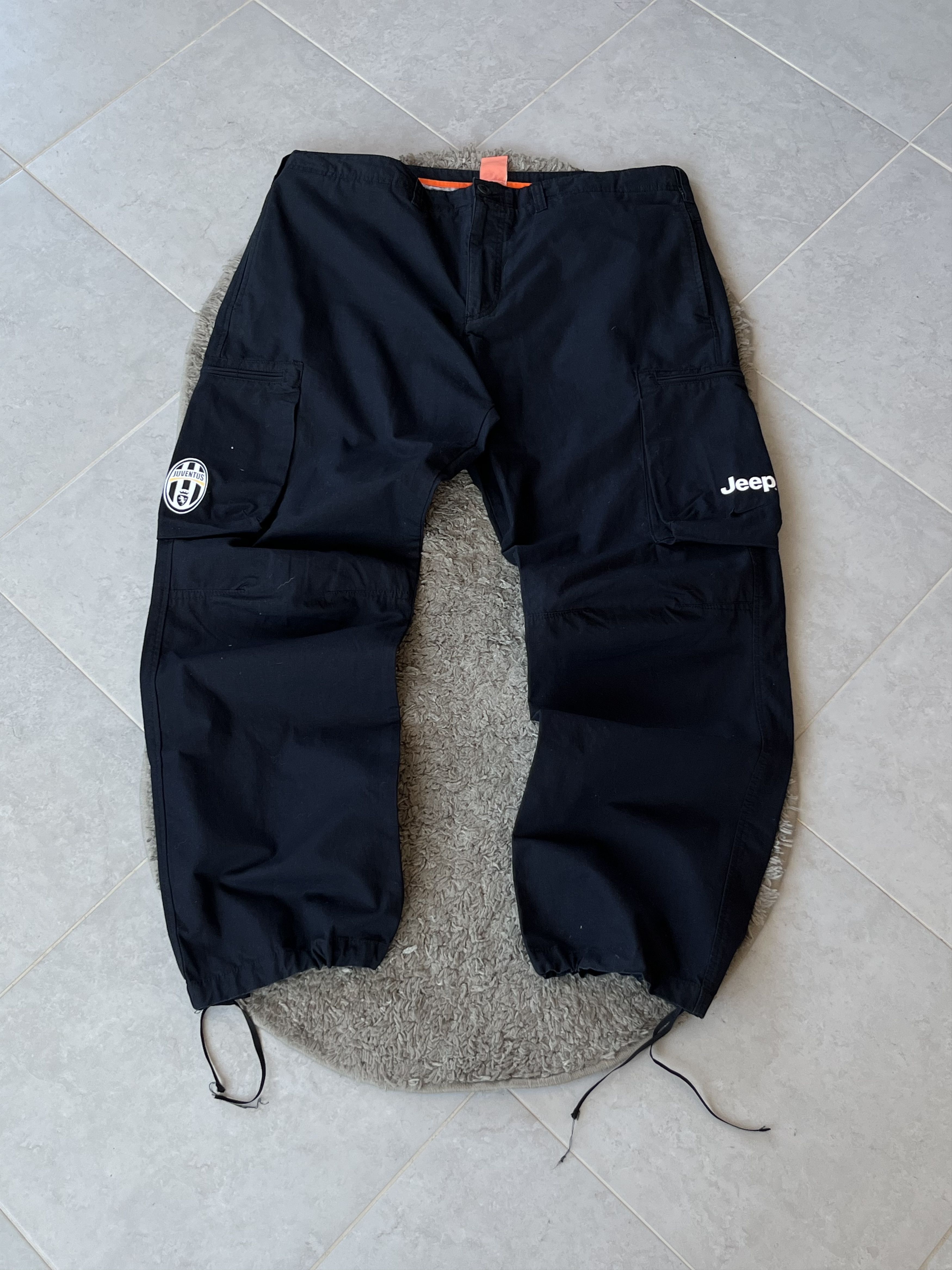 Nike Vintage Nike Cargo Pants Soccer Football JUVENTUS Y2K Size US 38 / EU 54 - 1 Thumbnail