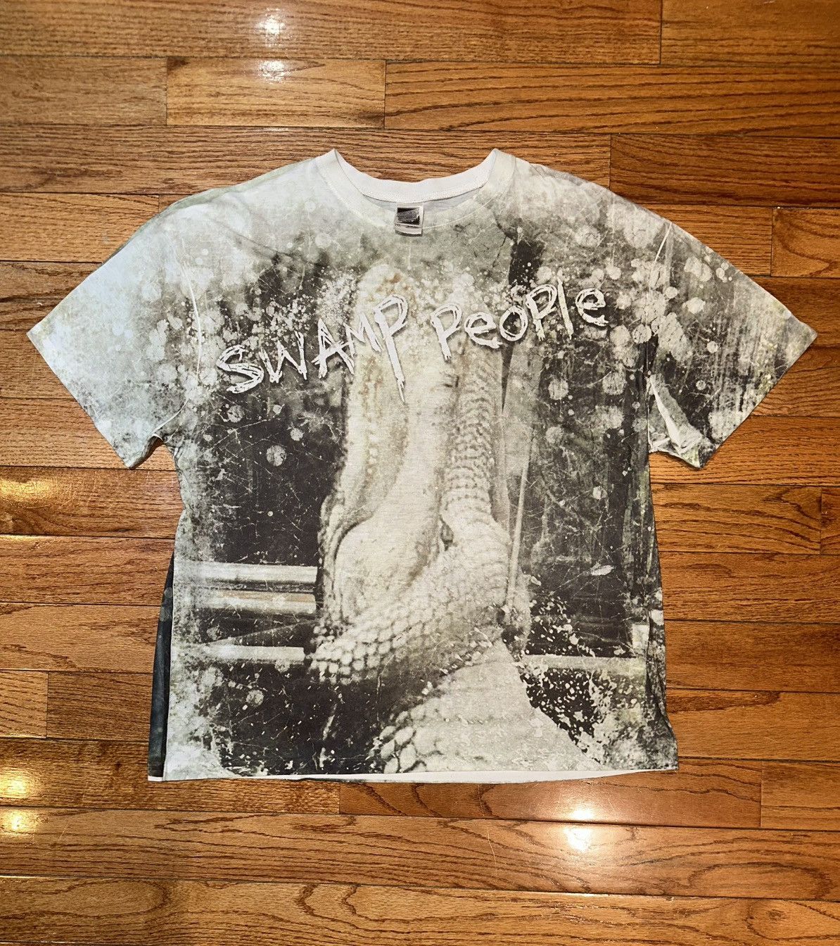 Vintage Swamp People Alligator Graphic Tee Size US XXL / EU 58 / 5 - 1 Thumbnail
