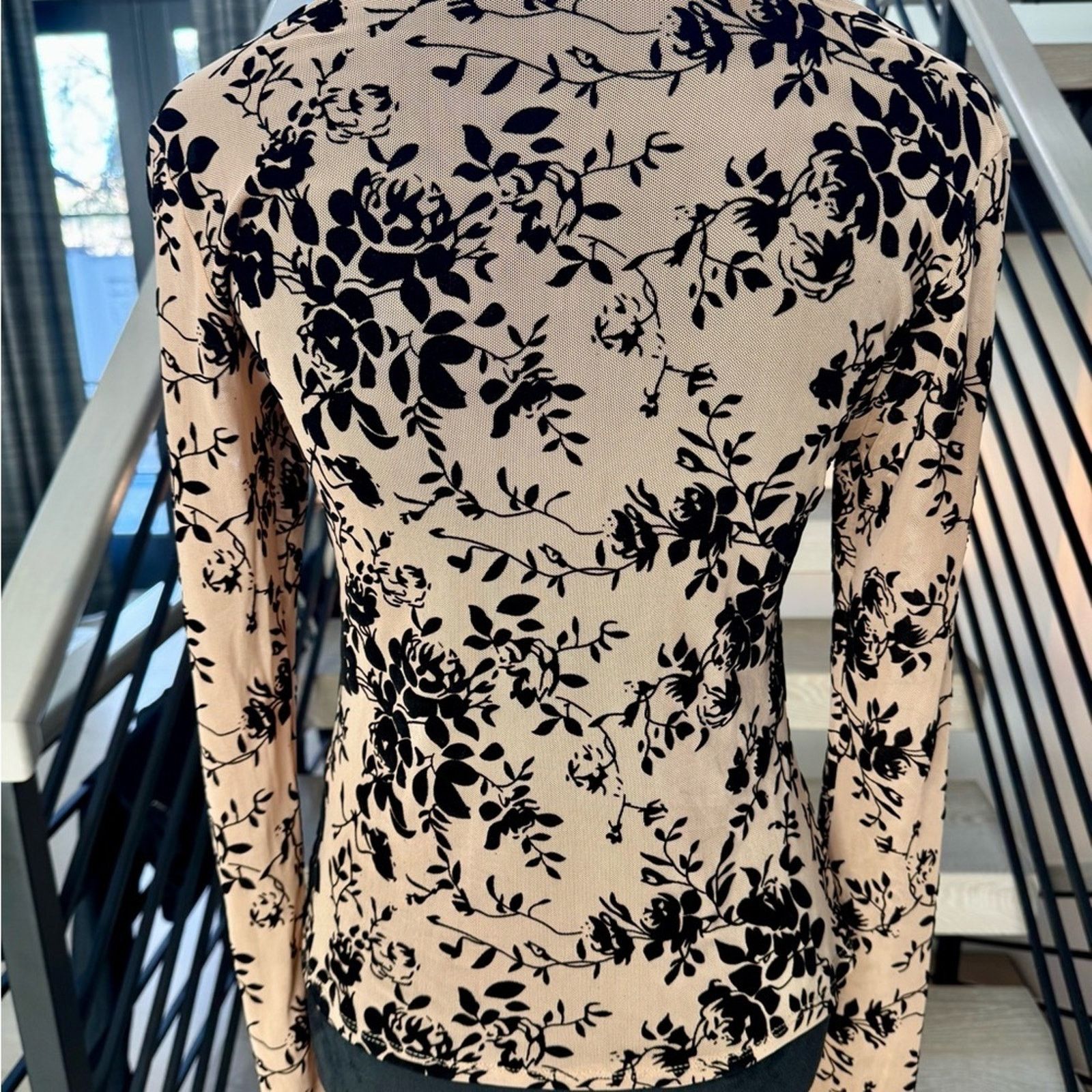 Other New Floral Black and Tan Long Sleeve Top size S Size S / US 4 / IT 40 - 8 Thumbnail
