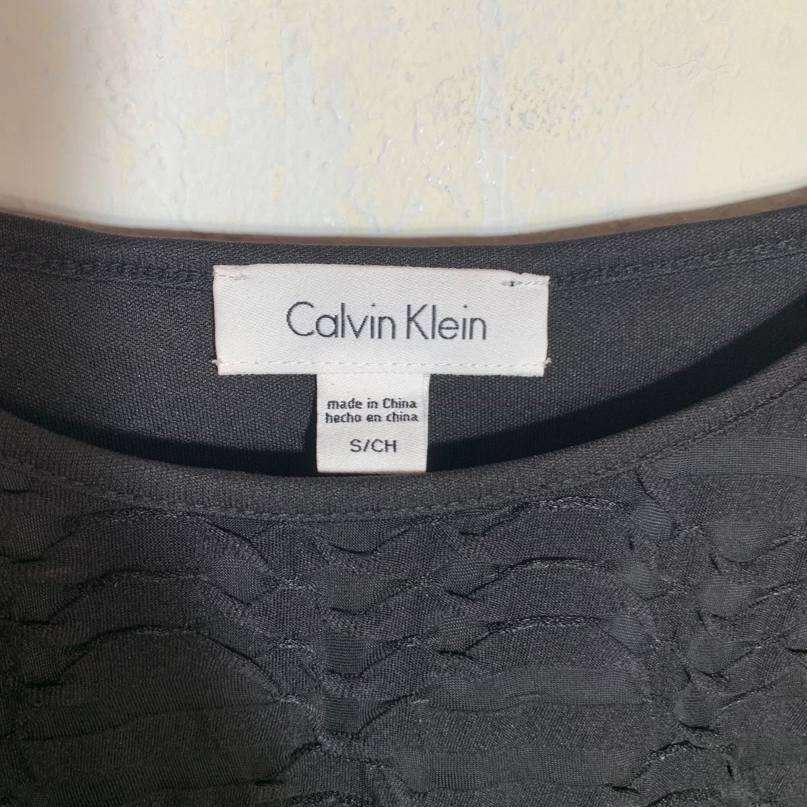 Calvin Klein Calvin Klein Women's Short Sleeve Black Shrits Size S Size S / US 4 / IT 40 - 4 Thumbnail