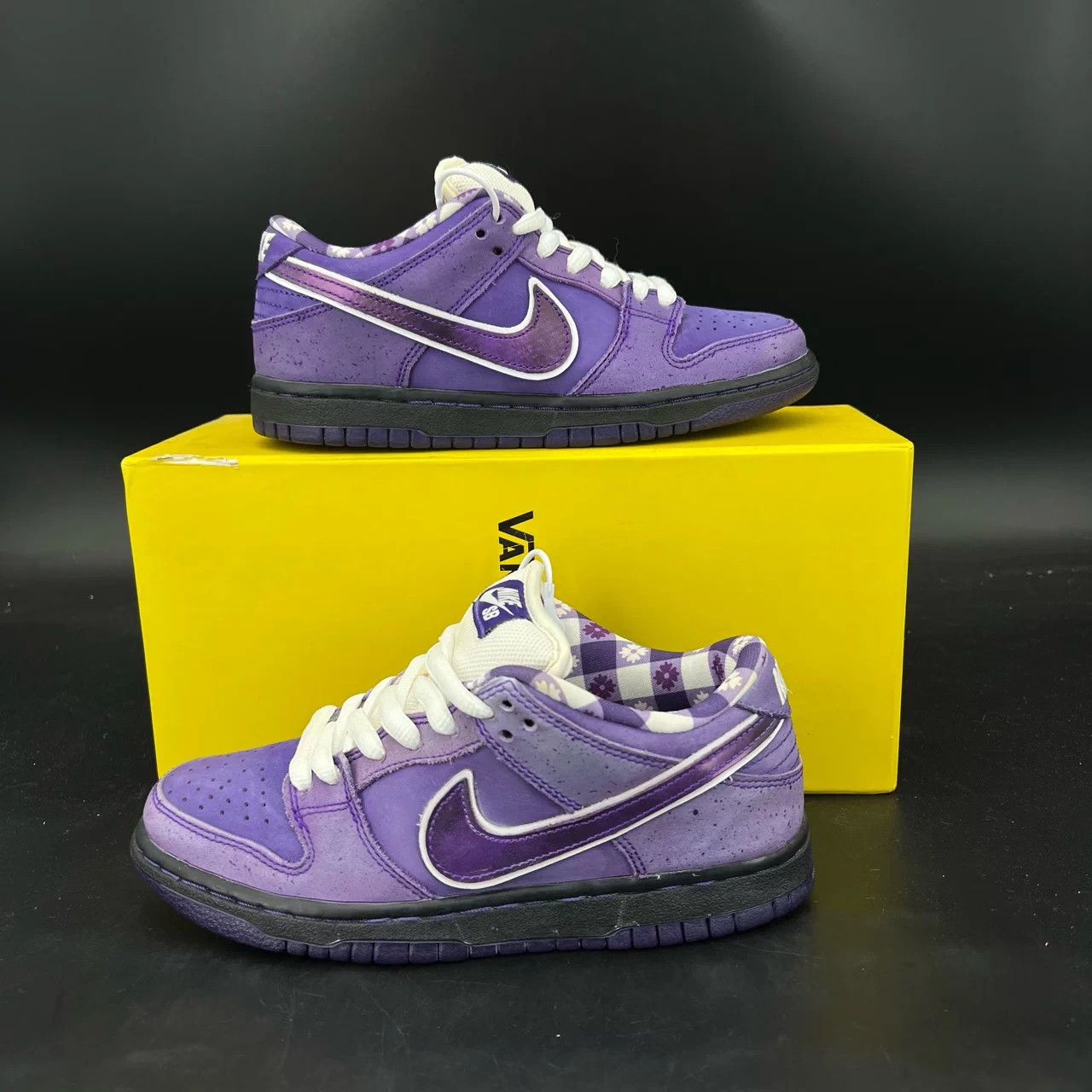 Nike Nike Dunk SB Purple Lobster 36, boxed, lightly worn, stars Size US 5 / IT 35 - 7 Thumbnail