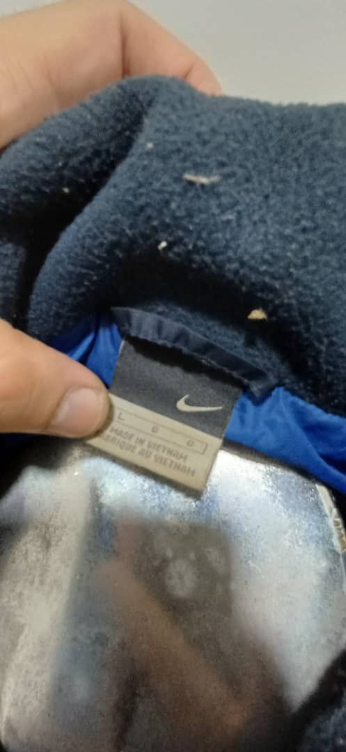 Nike Vintage NIKE T90 FC BARCELONA TRAINING PUFFER JACKET Size US M / EU 48-50 / 2 - 3 Thumbnail
