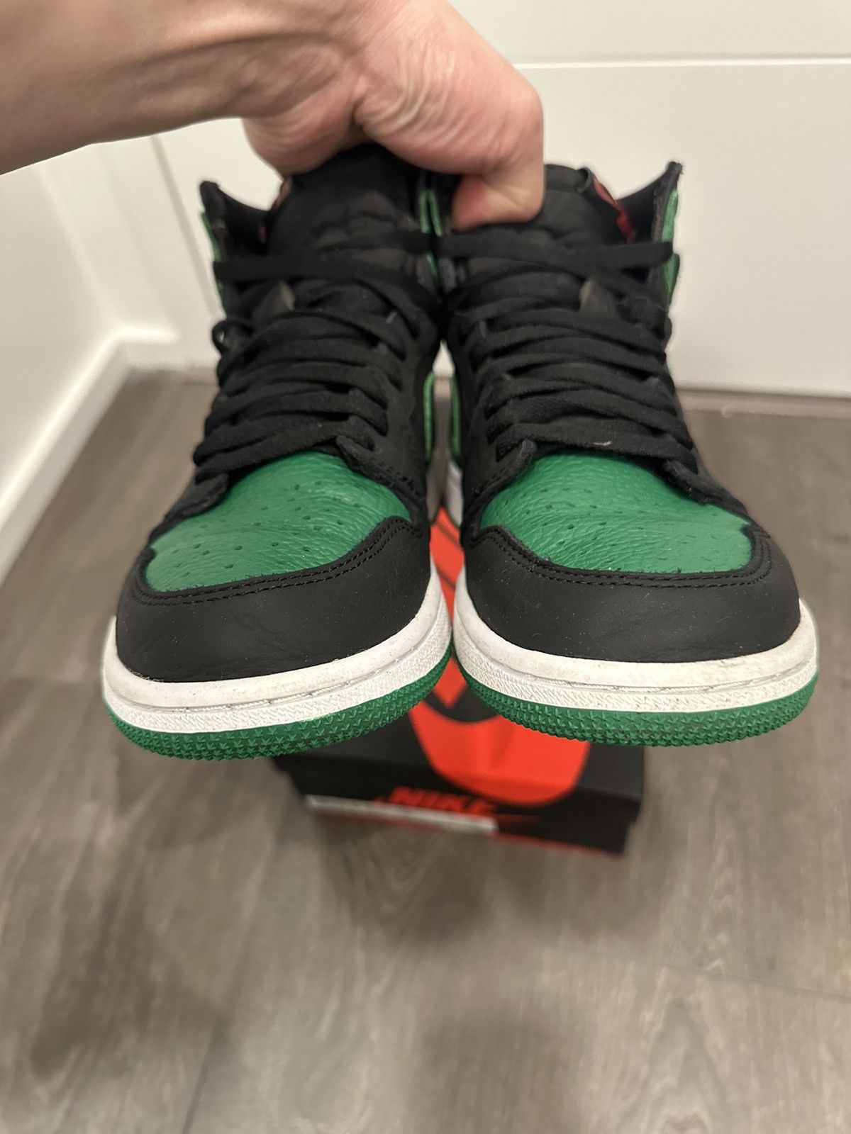 Nike Air Jordan 1 Pine green 2.0 Size US 8.5 / EU 41-42 - 8 Thumbnail