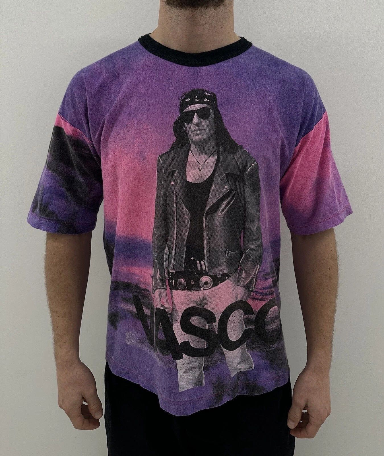 Vintage Vasco Rossi Music Vintage 1990s 90's Print Graphic Shirt Size US L / EU 52-54 / 3 - 1 Thumbnail