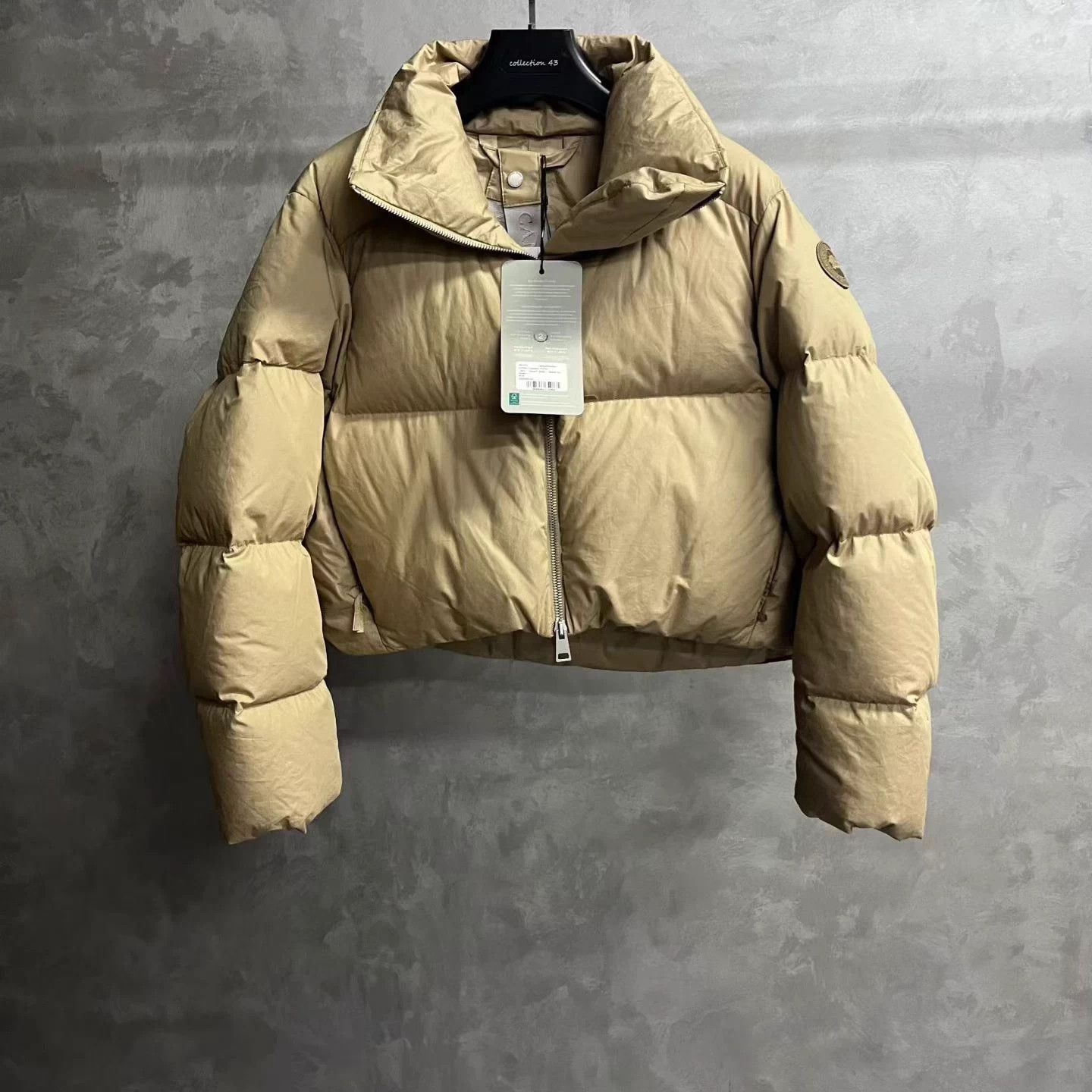 Canada Goose Canada Goose Khaki Short Puffer Minimal Logo M Size M / US 6-8 / IT 42-44 - 1 Thumbnail