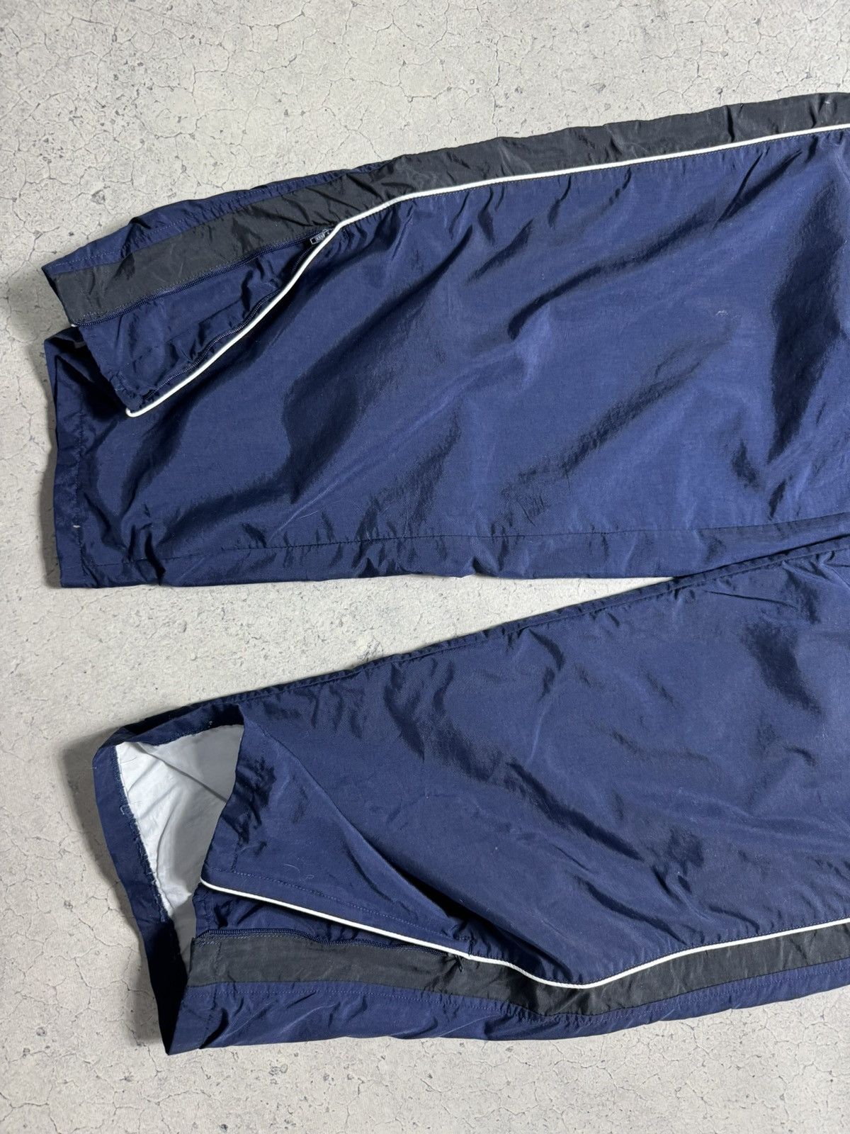 Nike Nike Vintage Nylon Track Suit Jacket & Pants Size XXL Size US XXL / EU 58 / 5 - 13 Thumbnail