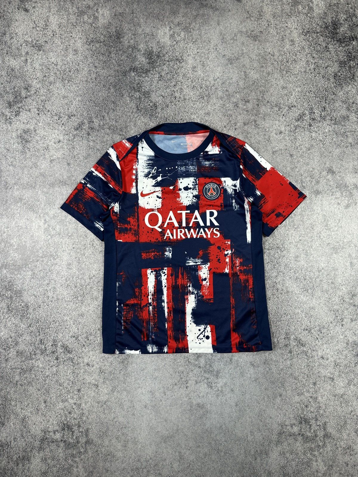 Nike Nike PSG Soccer Jersey Streetwear Rare Casual Style M Drill Size US M / EU 48-50 / 2 - 1 Thumbnail