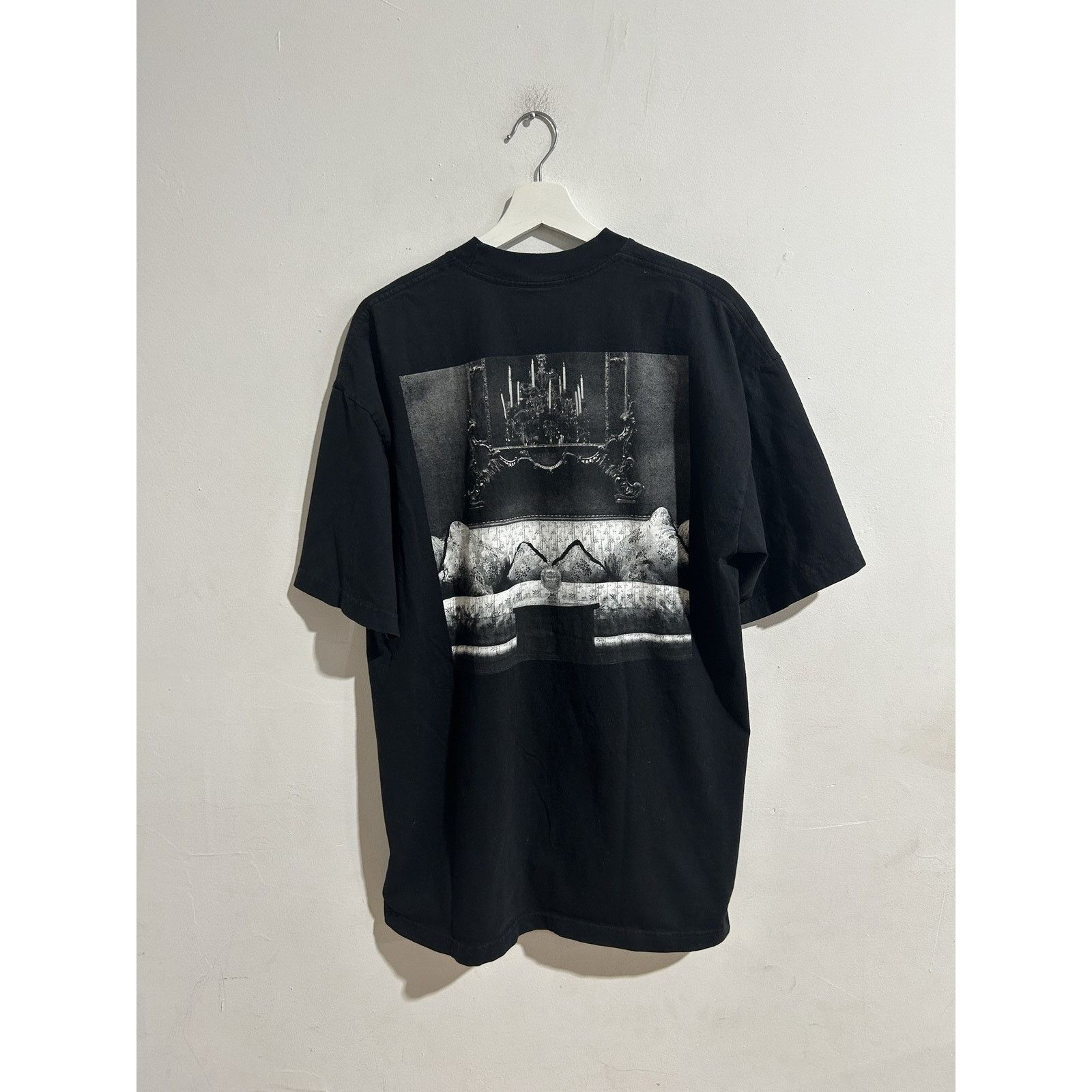 Pleasures PLEASURES COUCH TEE BLACK SIZE XL PREOWNED Size US XL / EU 56 / 4 - 1 Thumbnail