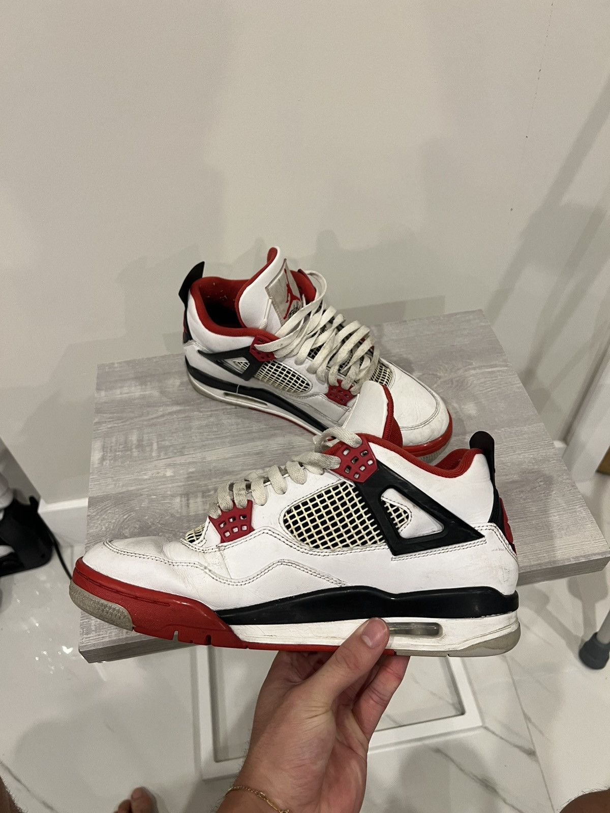Nike Jordan 4 Fire Red OG Size US 10 / EU 43 - 2 Thumbnail