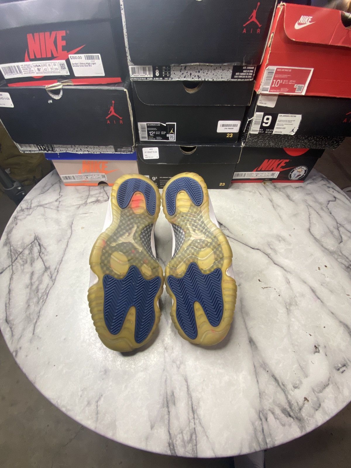 Jordan Brand Jordan 11 low navy snakeskin Size US 9 / EU 42 - 3 Thumbnail