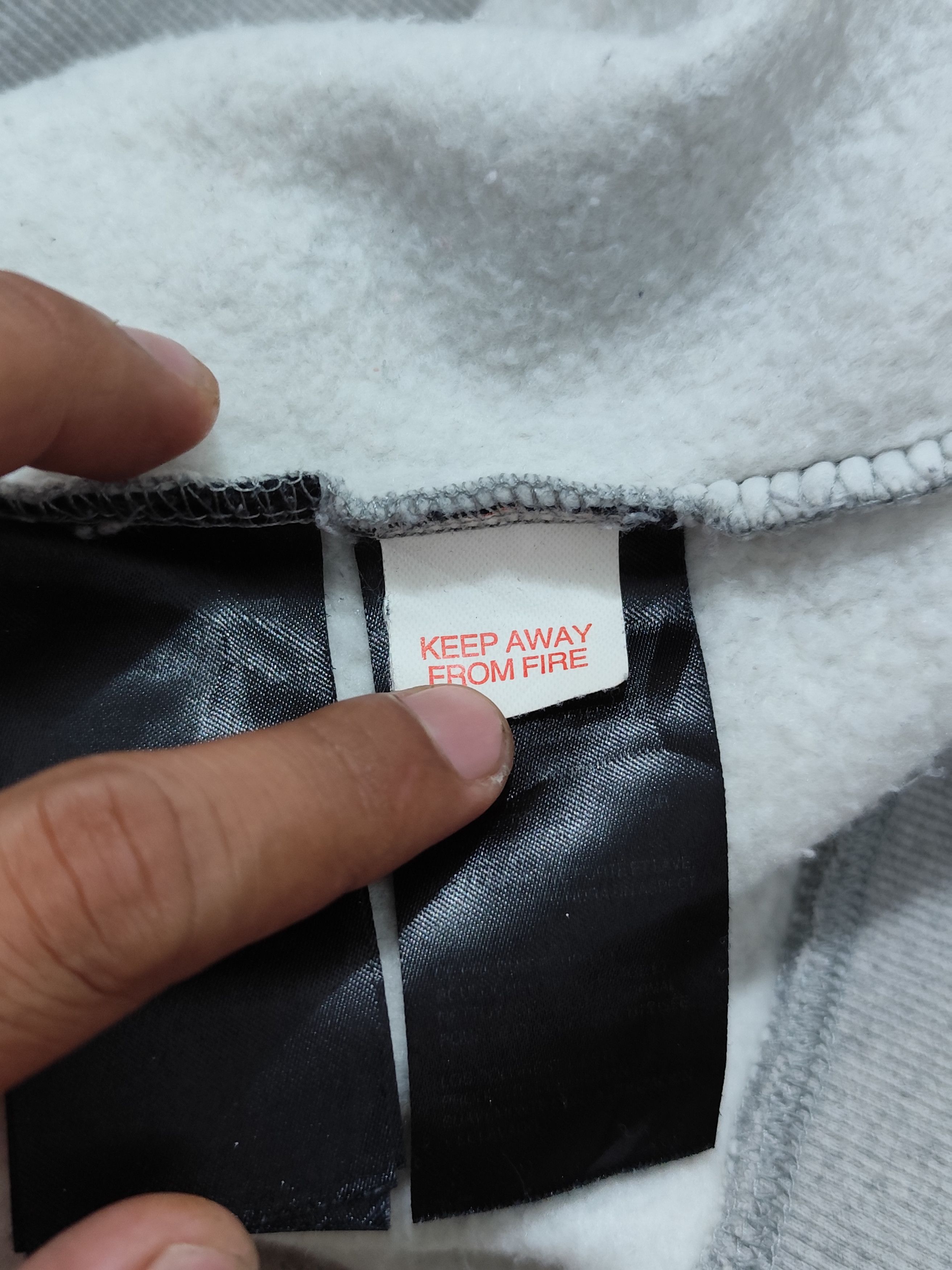 Tommy Jeans Y2K TOMMY JEANS TOMMY HILFIGER CREWNECK Size US M / EU 48-50 / 2 - 11 Thumbnail