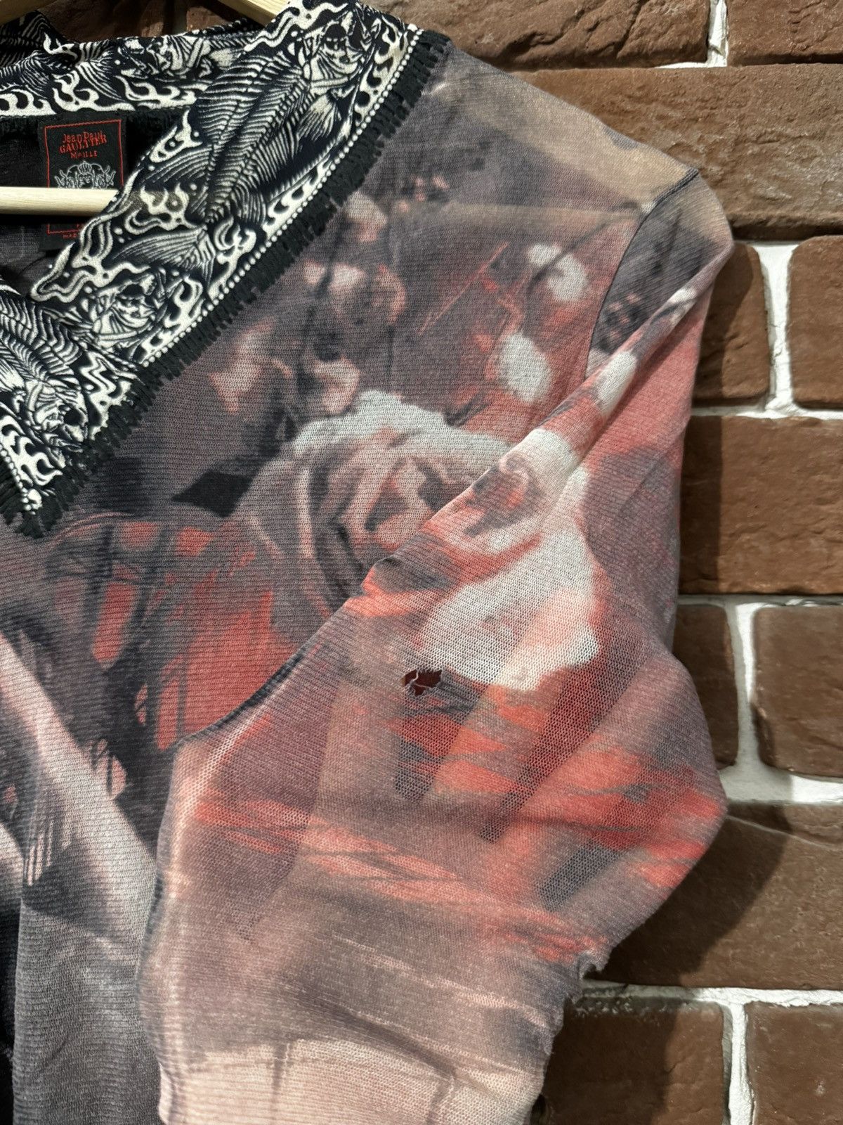 Jean Paul Gaultier Vintage 90s Jean Paul Gaultier Roses Portrait Mesh LS TOP JP Size L / US 10 / IT 46 - 7 Thumbnail