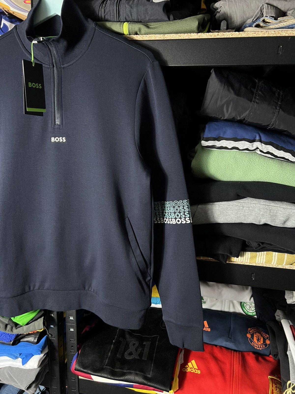 Hugo Boss 🖤 NWT BOSS Quarter 1/4 Zip Sweatshirt – Navy – Size M Size US M / EU 48-50 / 2 - 3 Thumbnail