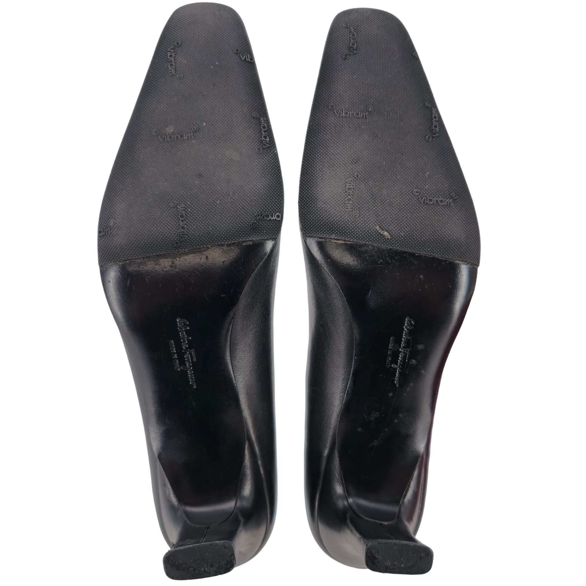 Salvatore Ferragamo Vintage Salvatore Ferragamo Classic Black Leather Dress Heel Size US 8.5 / IT 38.5 - 5 Thumbnail