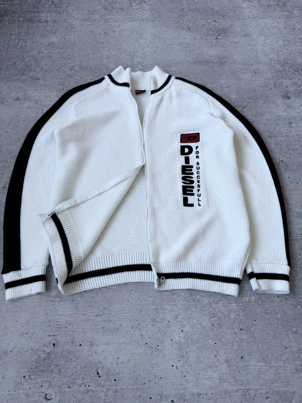 Diesel × Japanese Brand × Vintage Diesel Vintage Big Logo Full Zip Y2K Sweater Size US L / EU 52-54 / 3 - 9 Thumbnail