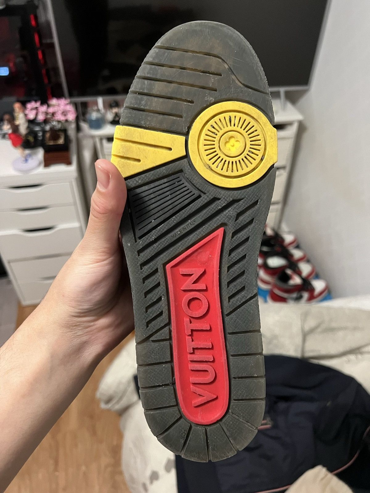 Louis Vuitton Louis Vuitton Signature Trainer Size US 7 / EU 40 - 7 Thumbnail