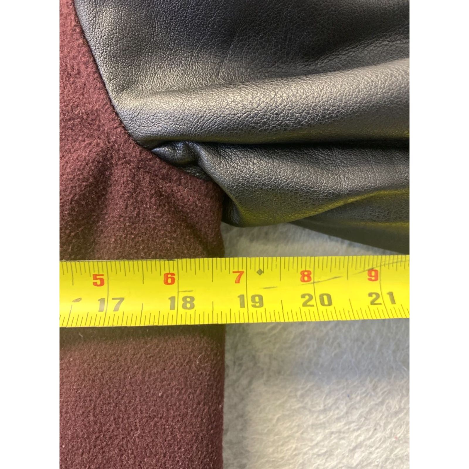 BCBGeneration VINTAGE BCBGeneration Wool Faux Leather Letterman Bomber Jacket XS Burgundy/Black Womens Size XS / US 0-2 / IT 36-38 - 5 Thumbnail