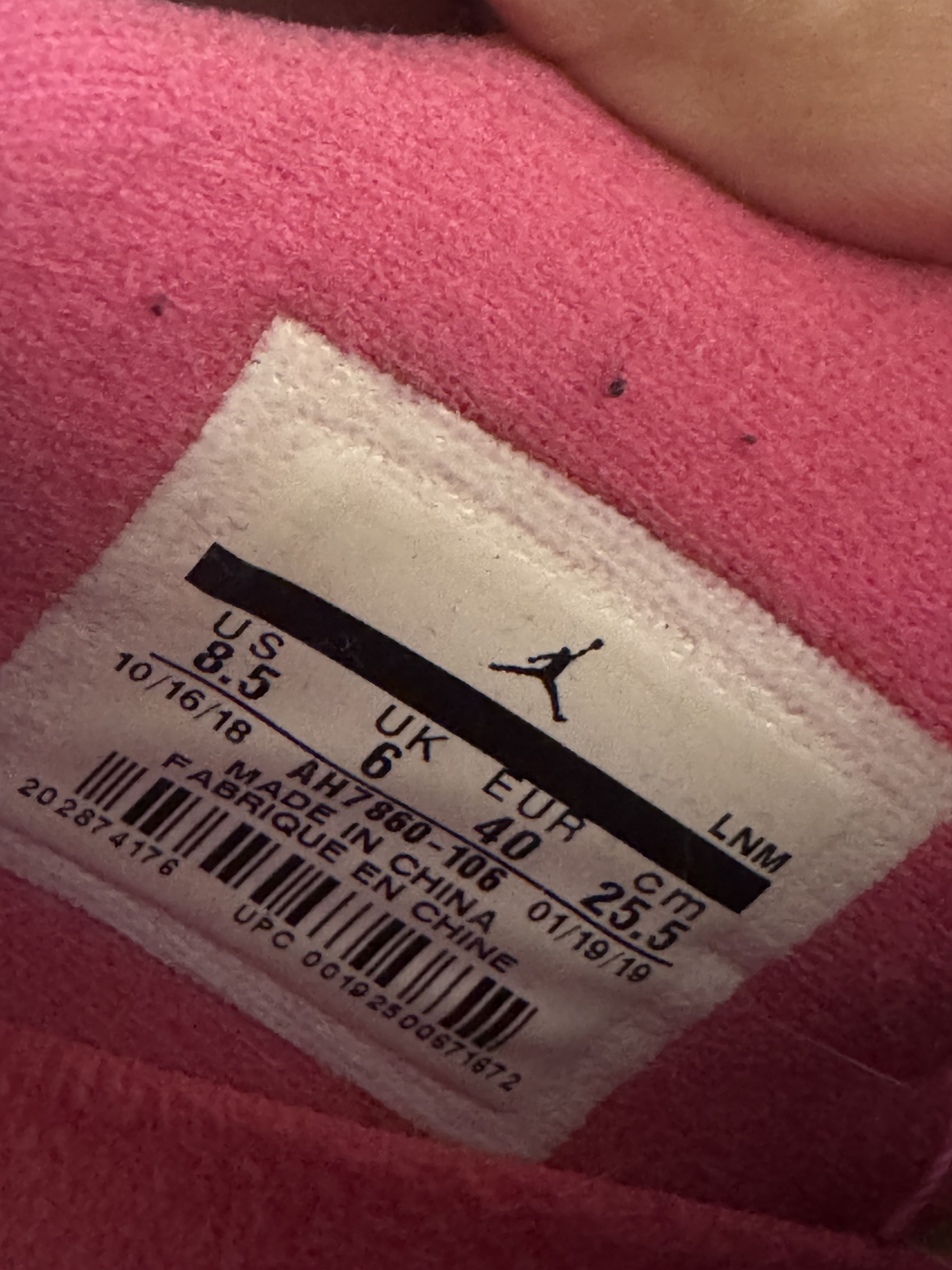 Jordan Brand × Nike Jordan 11 Retro Low Pink Snakeskin (2019) (Women's) Size US 8.5 / IT 38.5 - 5 Thumbnail