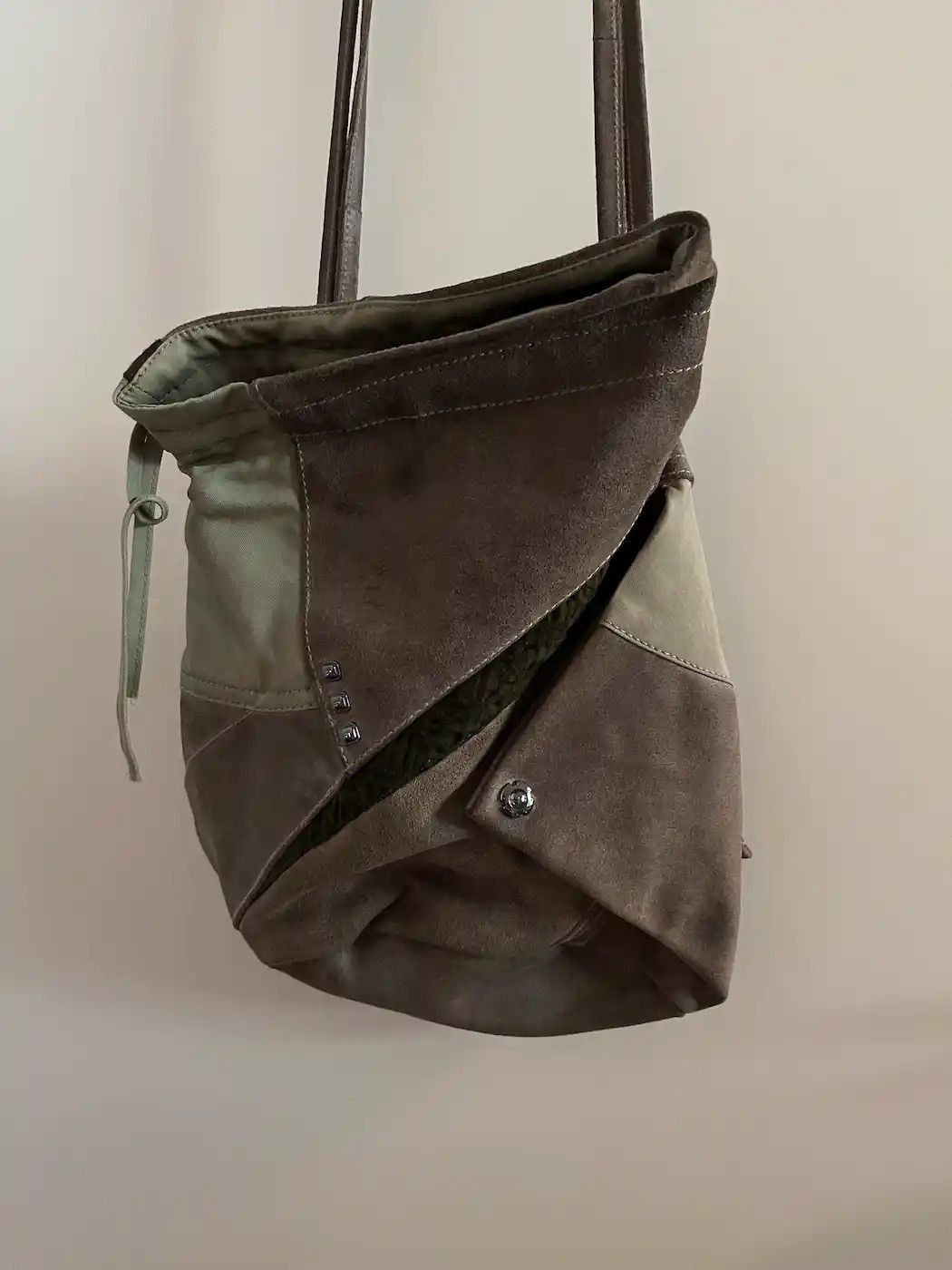 Kiko Kostadinov KIKO KOSTADINOV OREN BAG MEDIUM KAHI SUEDE AW22 Size ONE SIZE - 2 Thumbnail