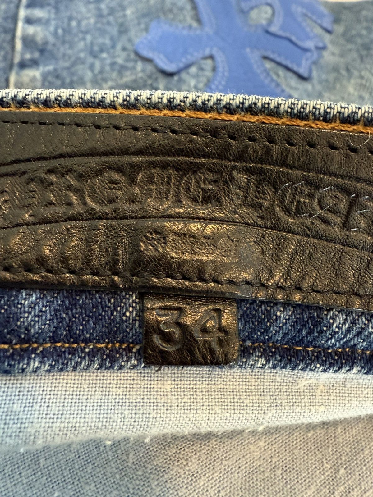 Chrome Hearts CHROME HEARTS STENCIL JEANS Size US 34 / EU 50 - 13 Thumbnail