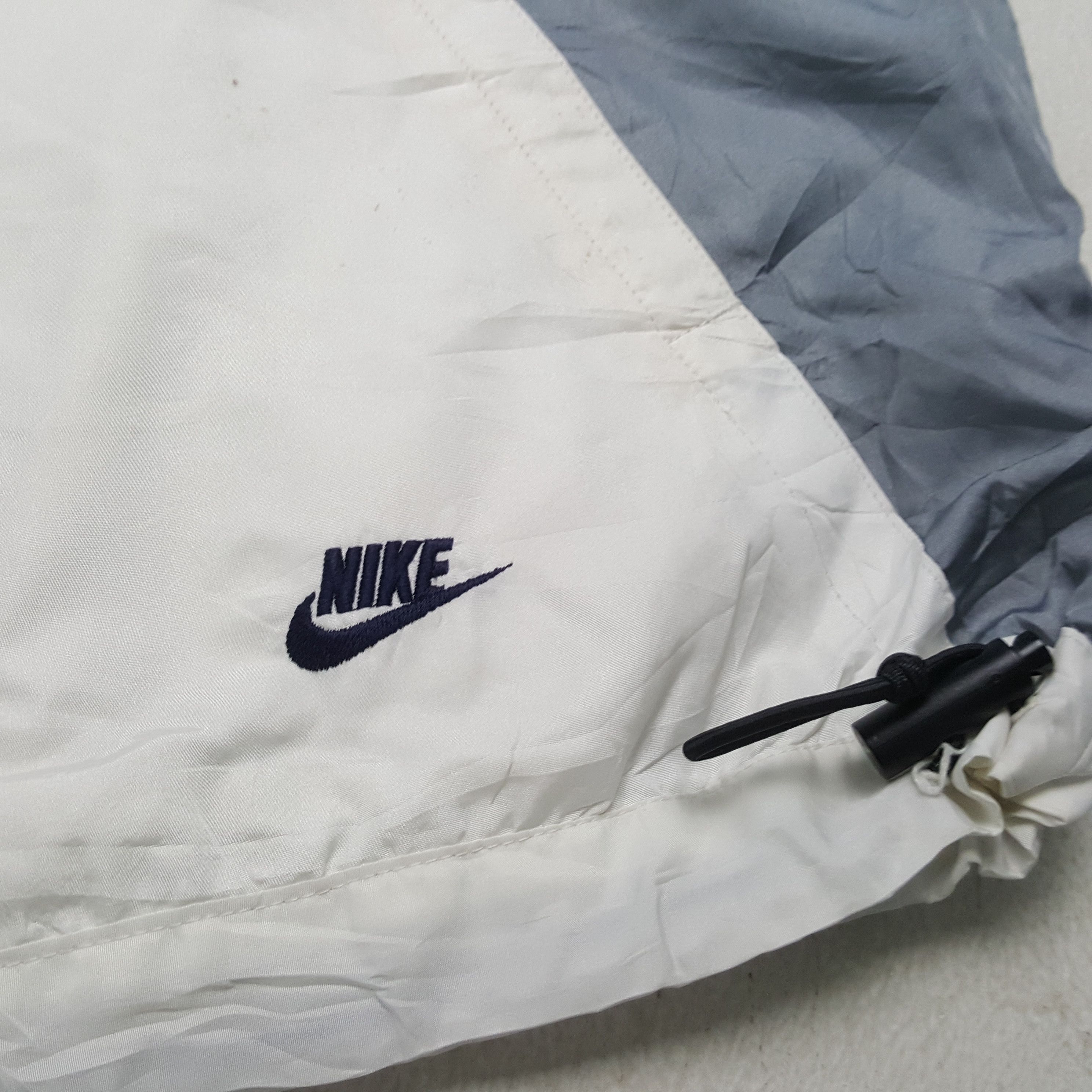 Nike × Vintage Vintage NIKE American Sportswear Windbreaker Hoodies C290N34 Size US XL / EU 56 / 4 - 7 Thumbnail