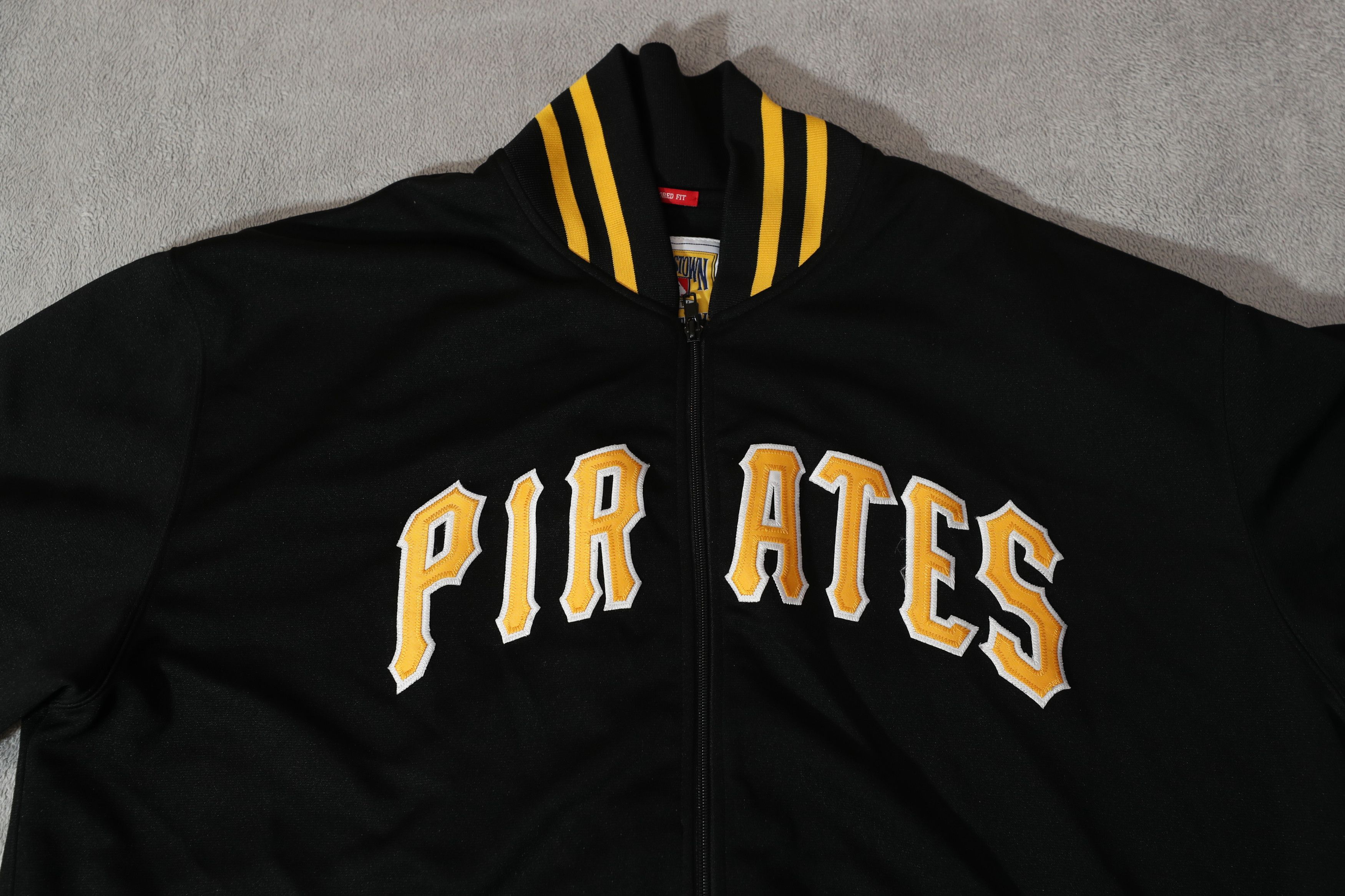 Cooperstown Collection Vintage 1987 Pittsburgh Pirates Coaches Jacket (XXXL) Size US XXL / EU 58 / 5 - 4 Thumbnail