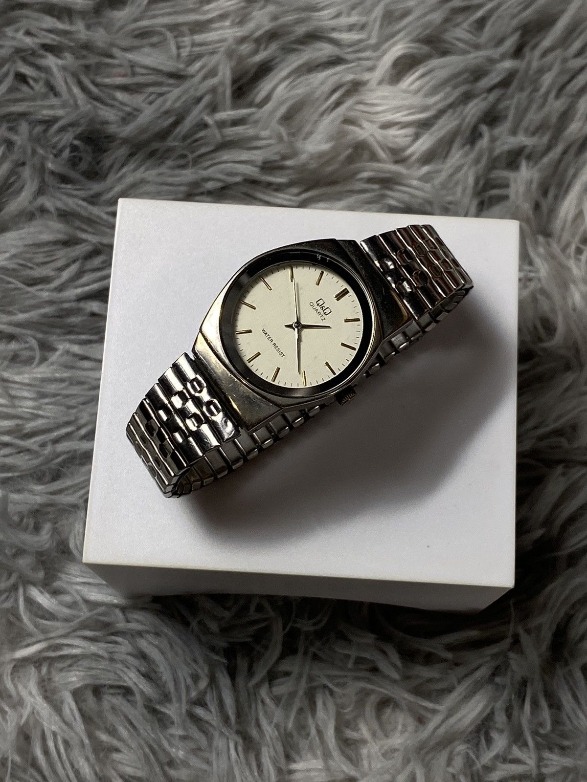 Japanese Brand × Jewelry × Vintage Timeless Elegance Q&Q Quartz Watch - Japanese Brand Size ONE SIZE - 1 Thumbnail