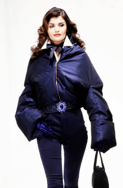 Dolce & Gabbana Very Rare Dolce & Gabbana FW1992 Upside Down Jacket Size XS / US 0-2 / IT 36-38 - 2 Thumbnail