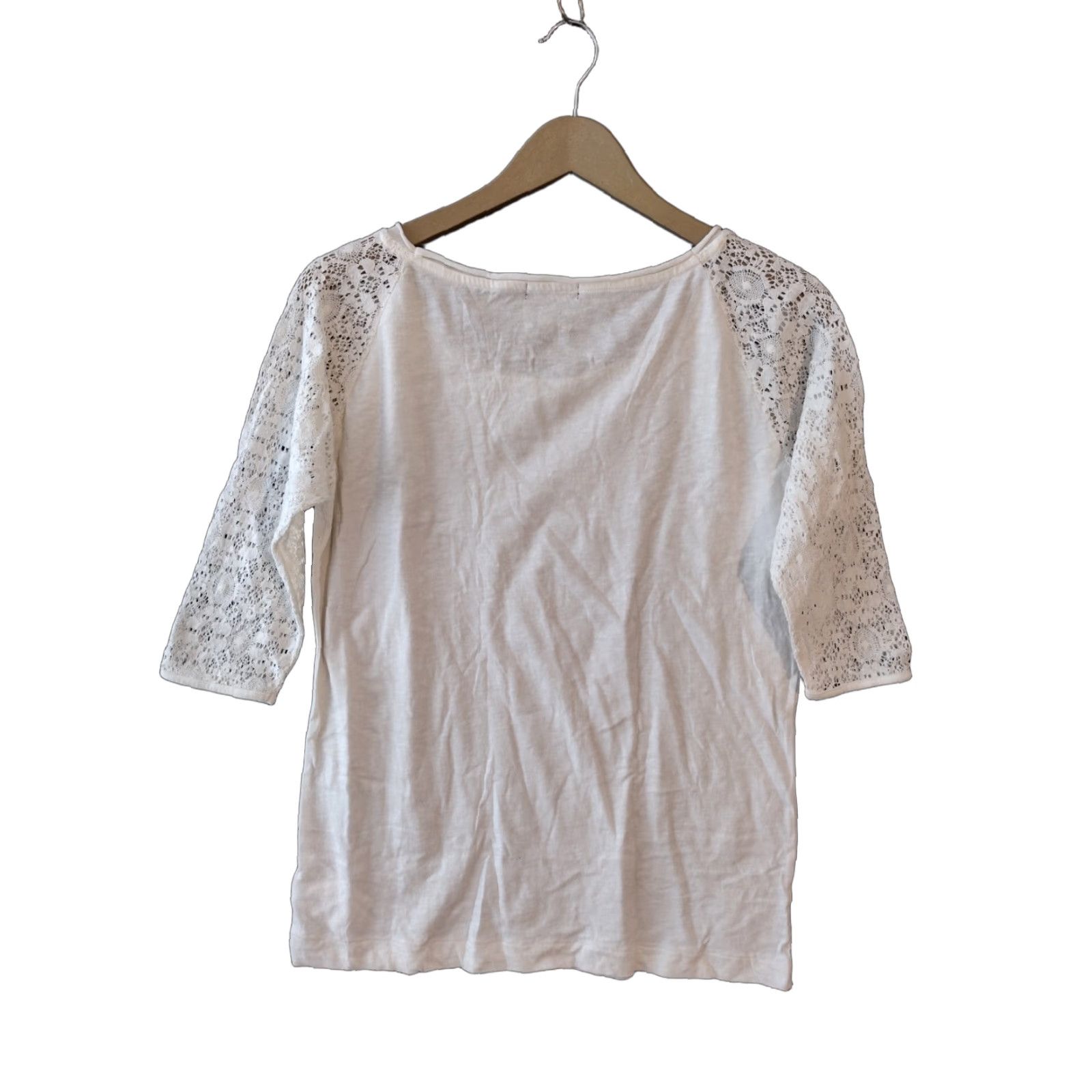 Gap GAP Boat Neck Top Women's XS 3/4 Lace Sleeve White Cotton Blend Basic Top Ladies XS White Lace Trim Casual Shirt Size XS / US 0-2 / IT 36-38 - 1 Thumbnail