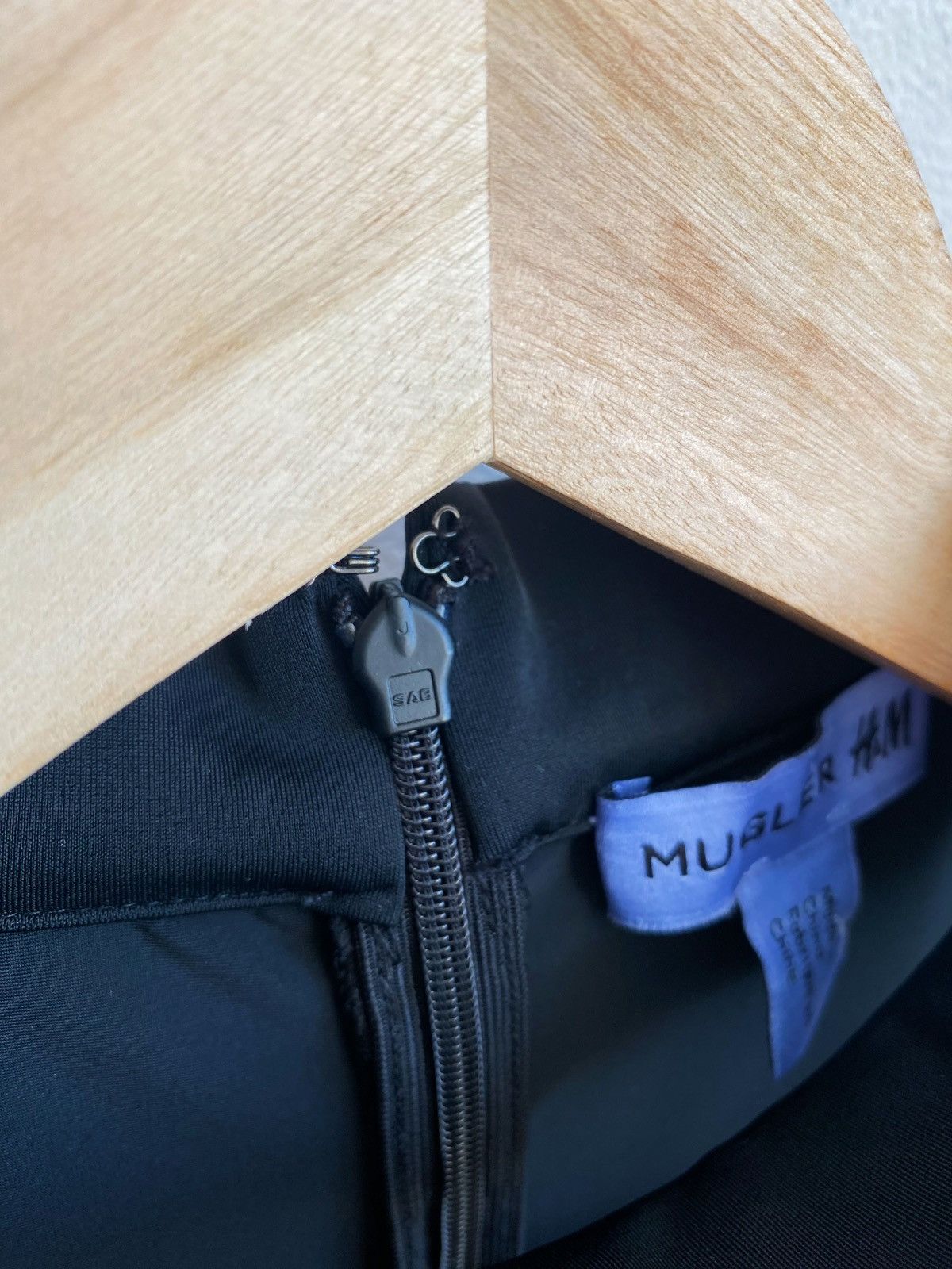 H&M × Mugler × Thierry Mugler Mugler x H&M Mesh Panelled Bodysuit Size L / US 10 / IT 46 - 9 Thumbnail