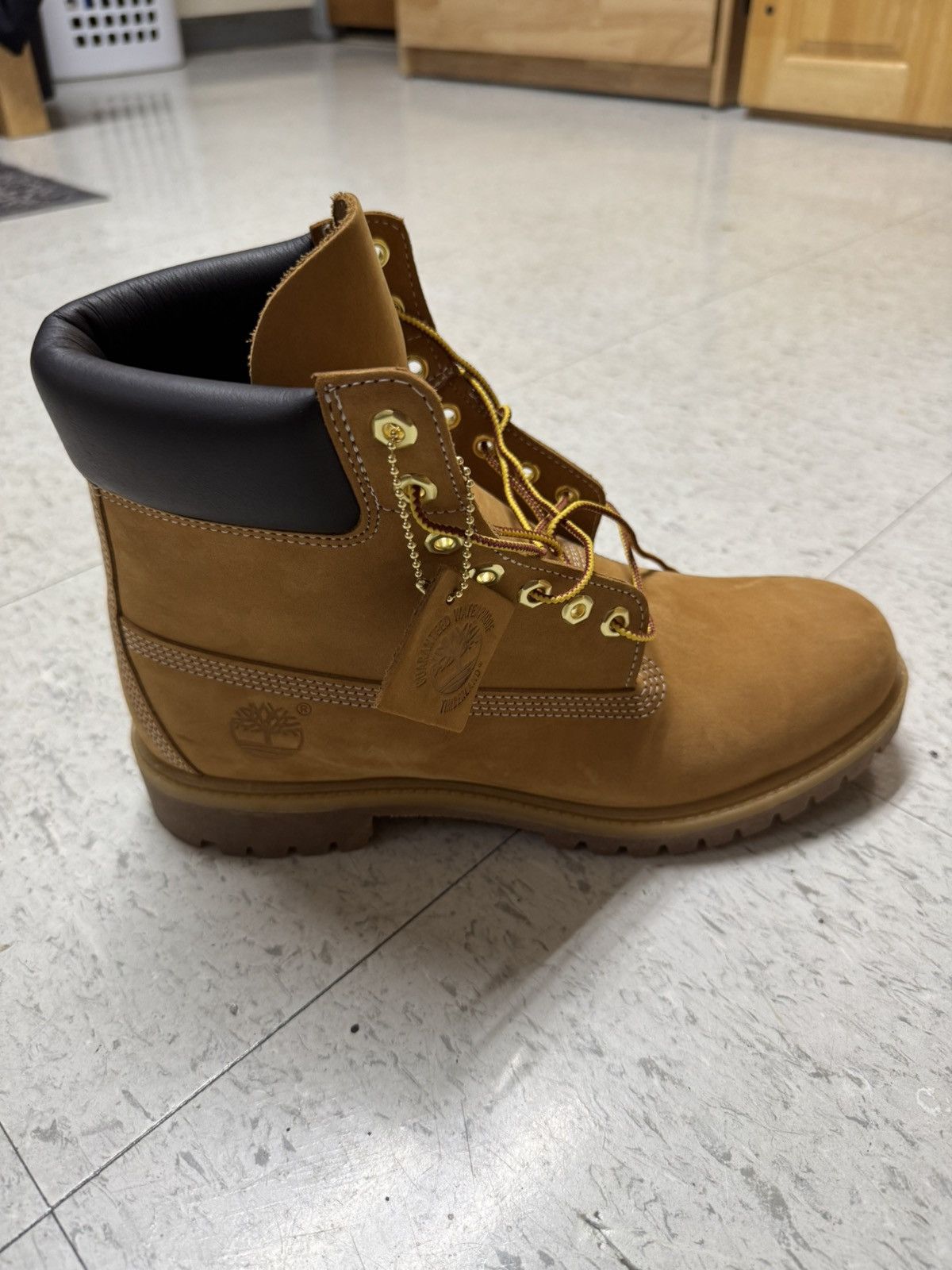 Timberland Timberland 6" Premium Waterproof Boots Size US 10.5 / EU 43-44 - 1 Thumbnail