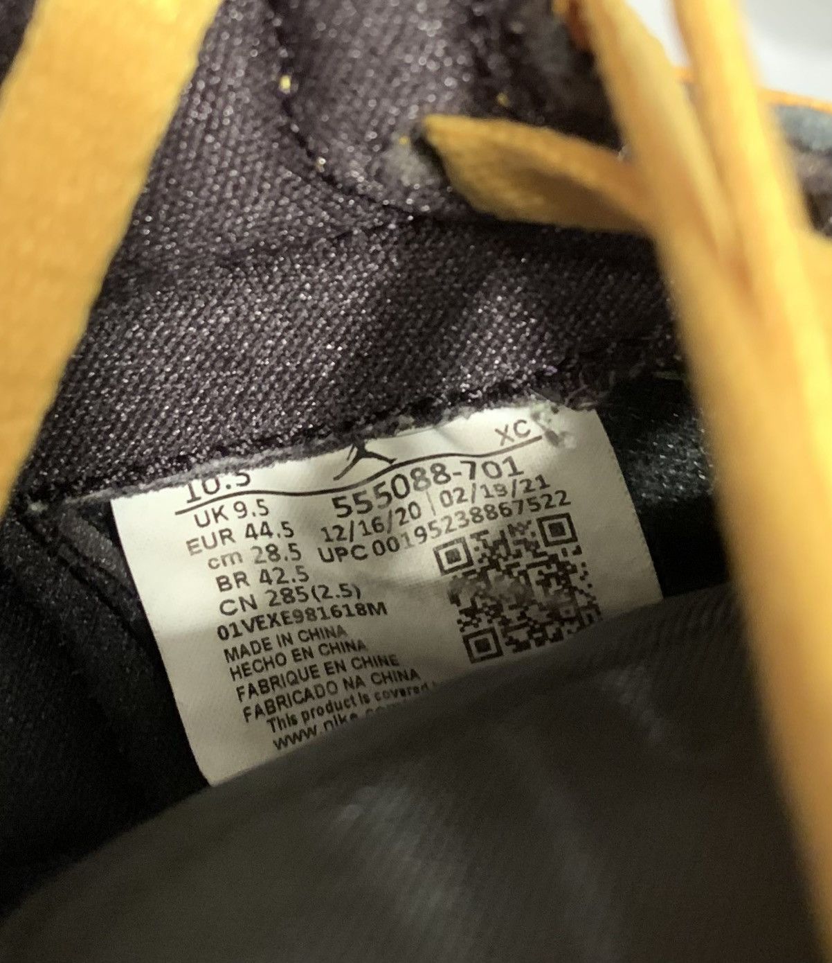 Jordan Brand Jordan 1 Retro OG High Pollen 2021 Size 10.5 Size US 10.5 / EU 43-44 - 7 Thumbnail