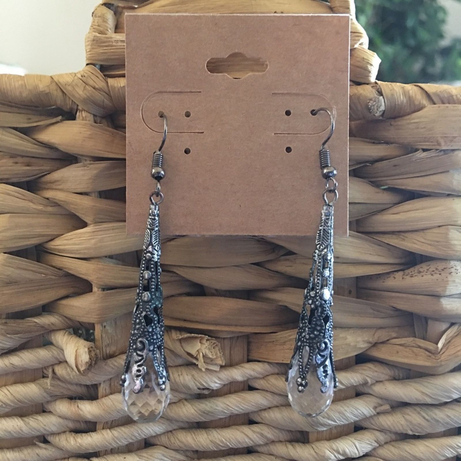 Jewelry Medieval Look Clear Crystal Drop Earrings in Silver, Women's