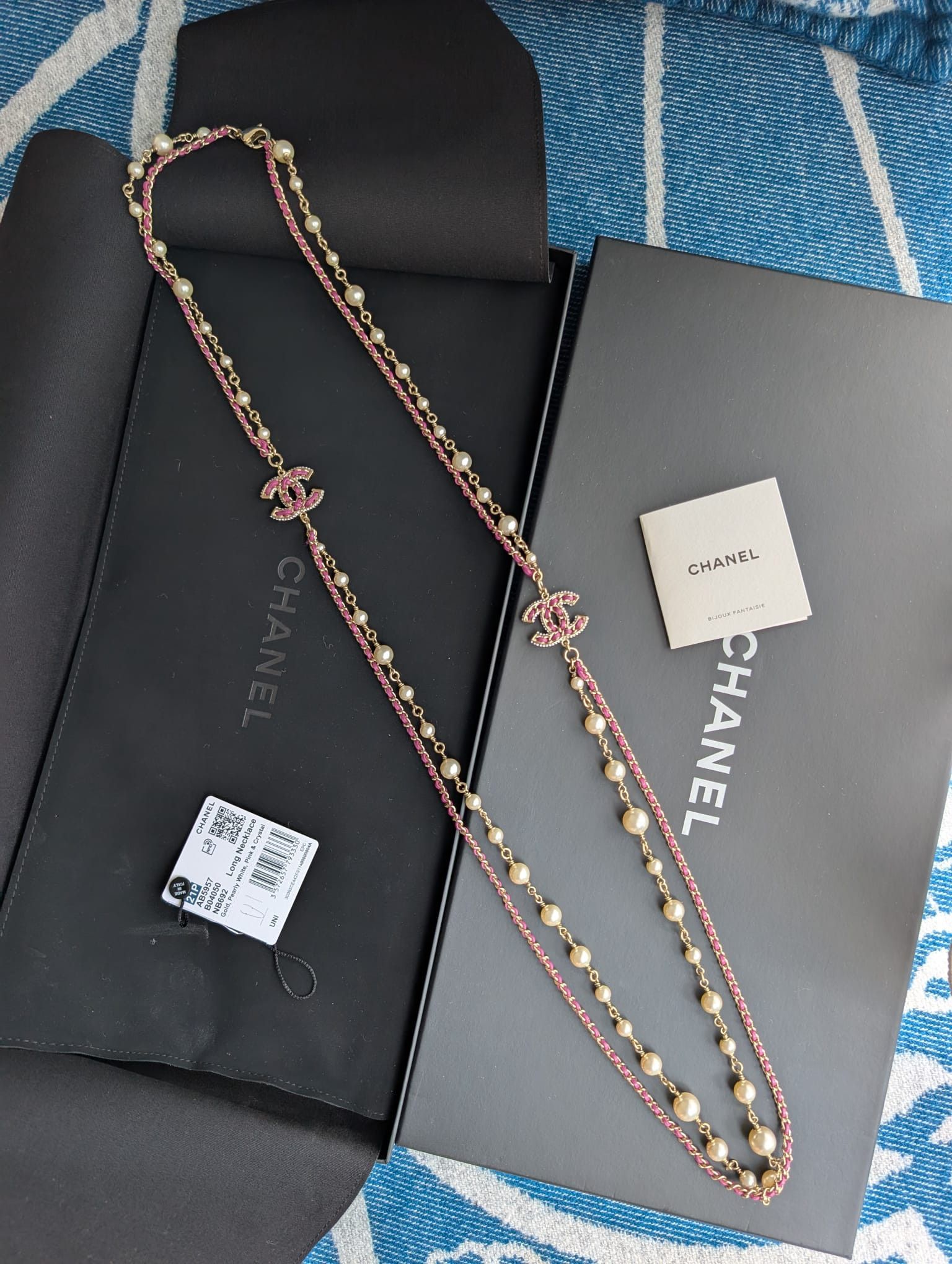 Chanel Chanel CC B21P Logo Pink Leather Pearl Crystal GHW Necklace Size ONE SIZE - 4 Thumbnail