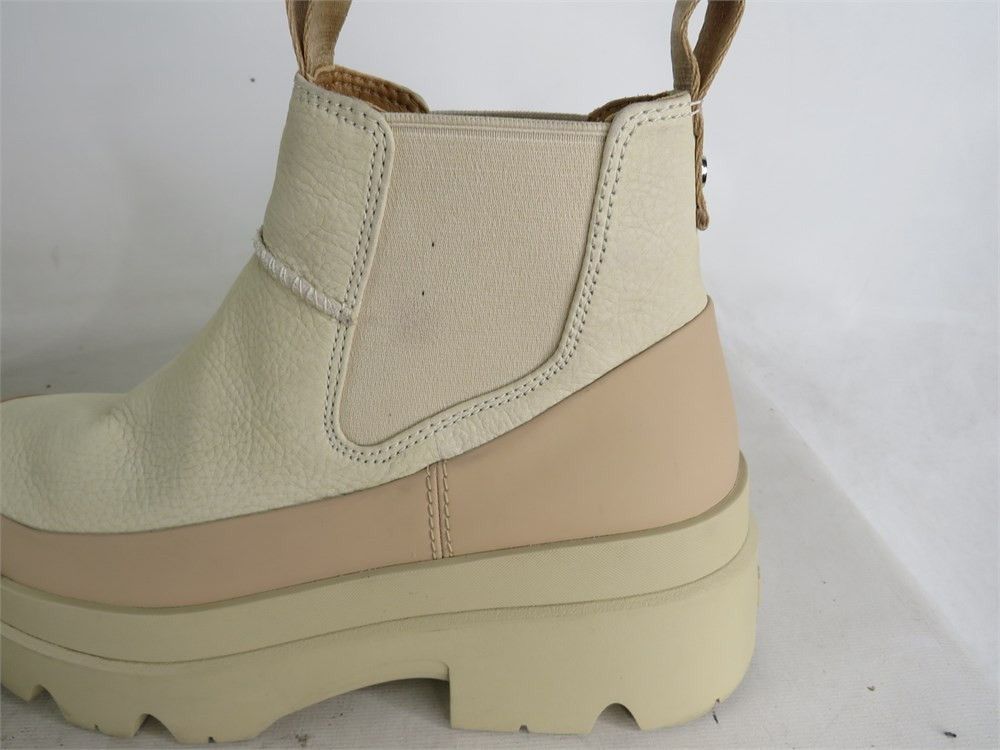 Ugg UGG SEA SALT BRISBANE CHELSEA WATERPROOF PLATFORMBOOTS 9 Size US 9 / IT 39 - 1 Thumbnail