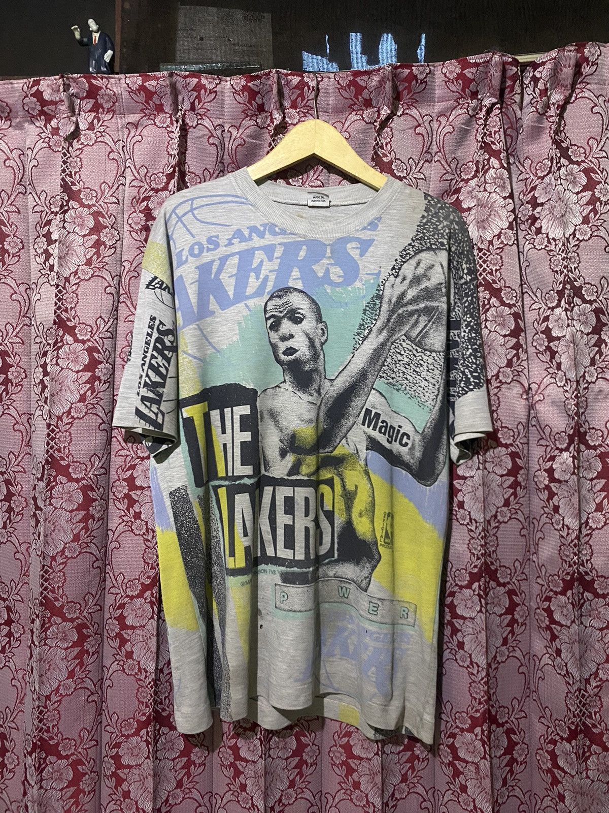Other 90s LA Lakers AOP Magic Johnson T's T-Shirt Size US XL / EU 56 / 4 - 2 Thumbnail
