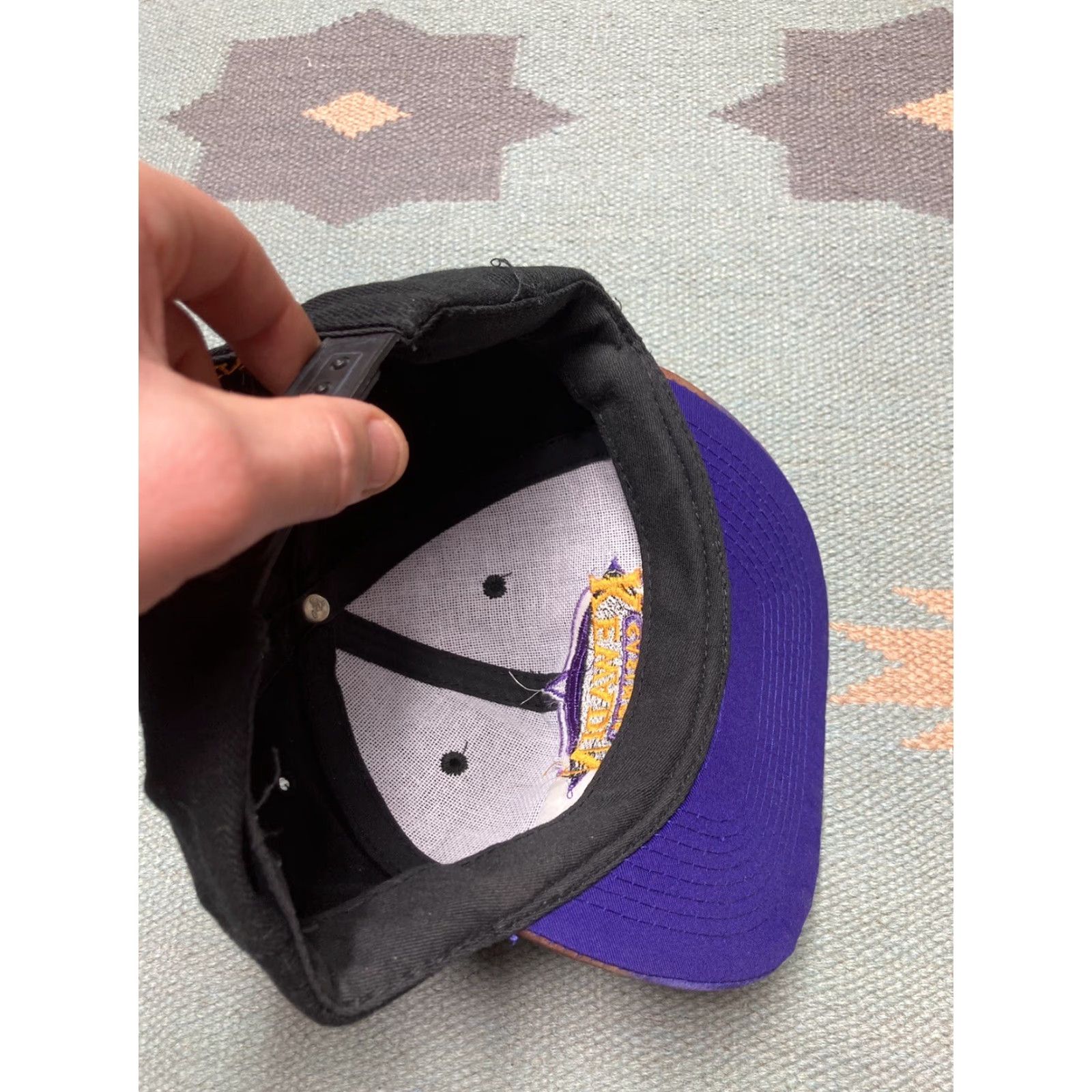 Vintage VINTAGE SnapBack Hat Cap Kewadin Casinos Michigan Wool Faded Gambling 90s Otto Cap Adjustable Men Black 90s Mens Hat Size ONE SIZE - 7 Thumbnail
