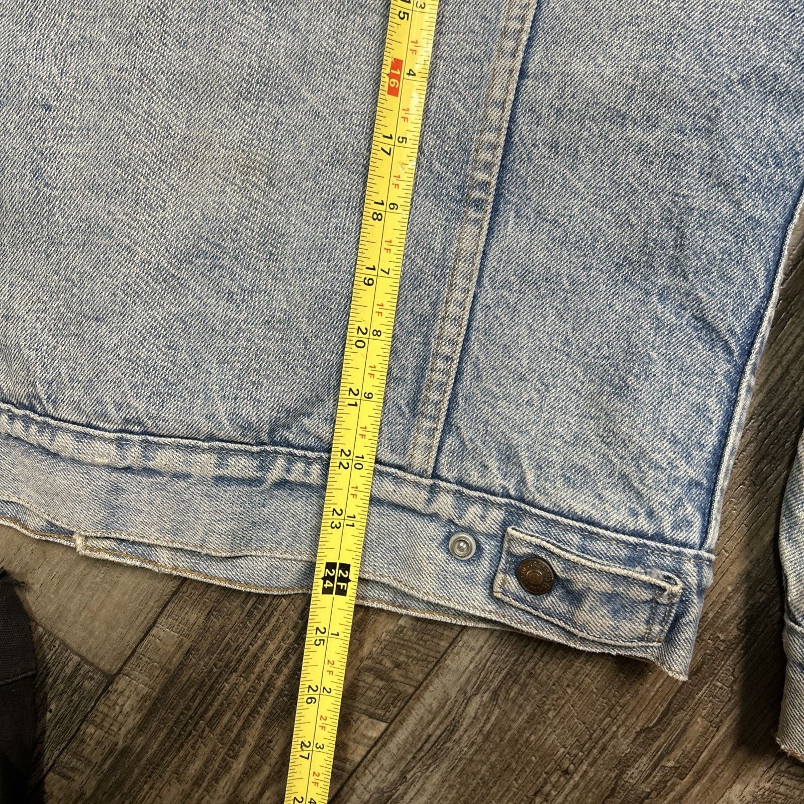 Levi's Vintage Levi’s Sherpa Lined Denim Trucker Jacket Size 42 Size US L / EU 52-54 / 3 - 8 Thumbnail