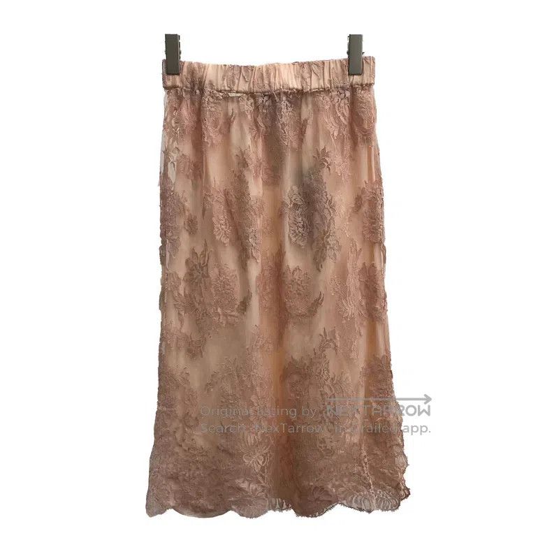 Gucci Gucci Lace skirt Size 27" / US 4 / IT 40 - 1 Thumbnail
